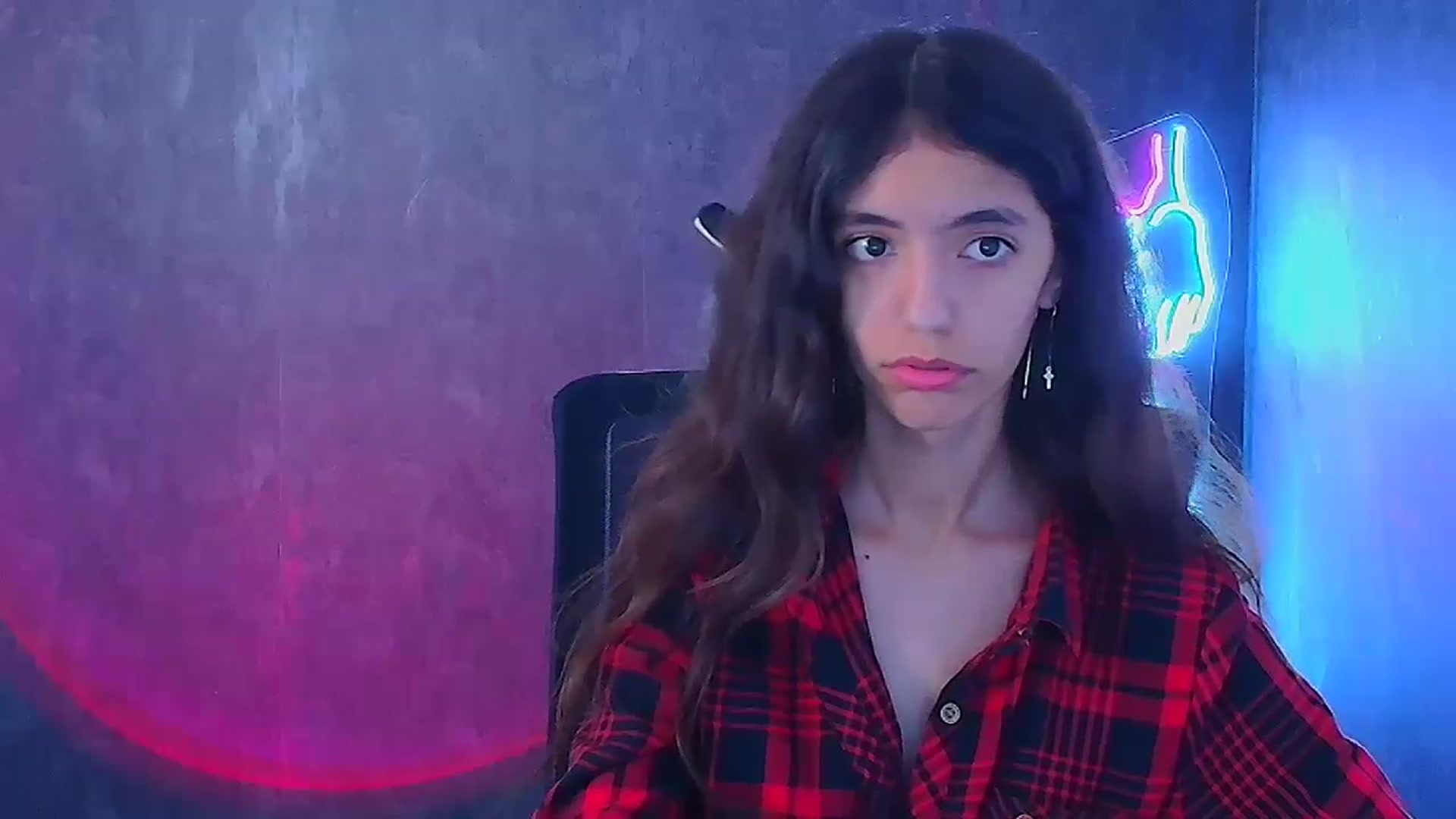 Gallery image thumbnail from Mary_lo01's myfreecams stream on, 09/13/2024, 21:53 image 3 of 20