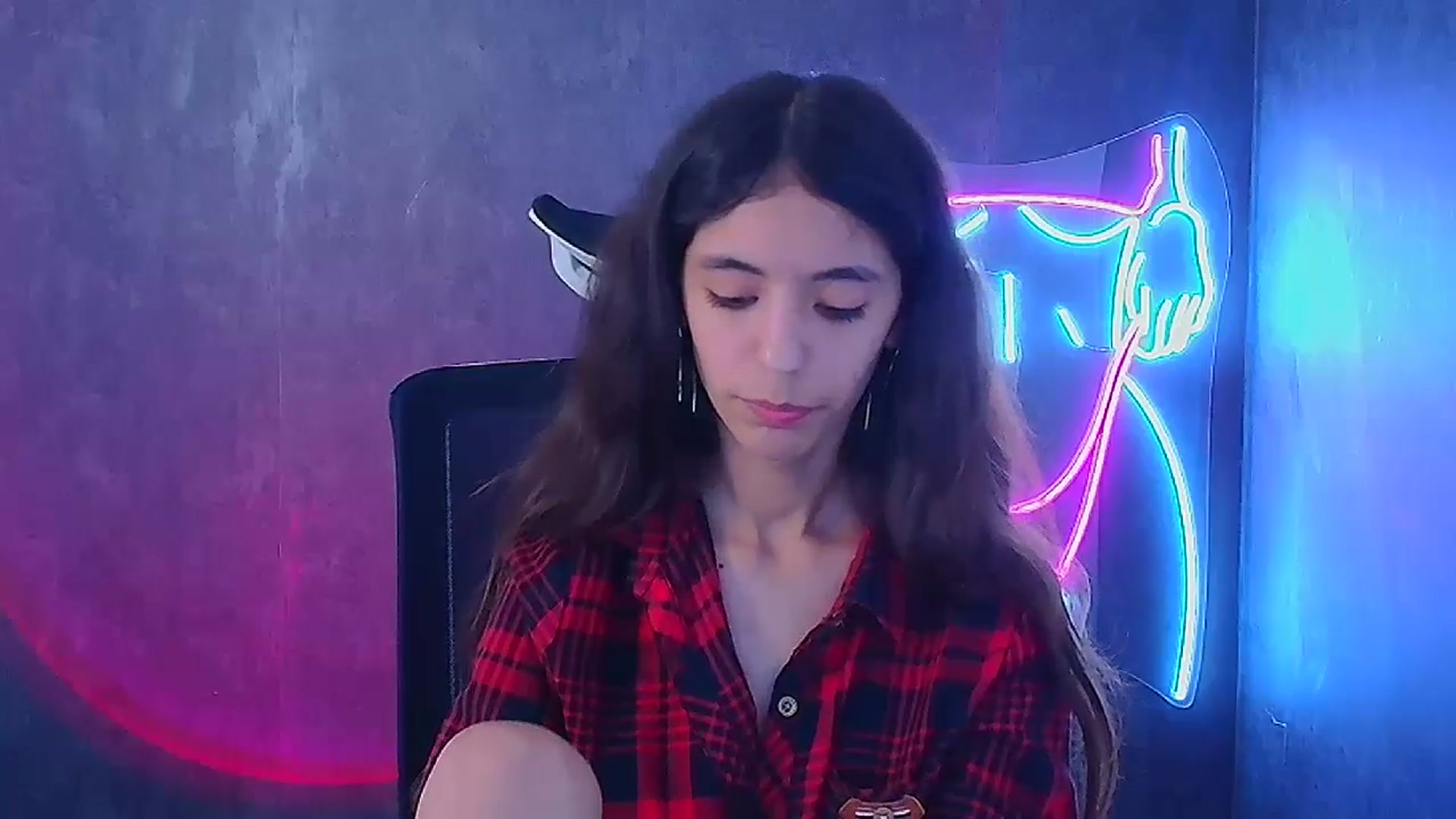 Gallery image thumbnail from Mary_lo01's myfreecams stream on, 09/13/2024, 21:53 image 13 of 20