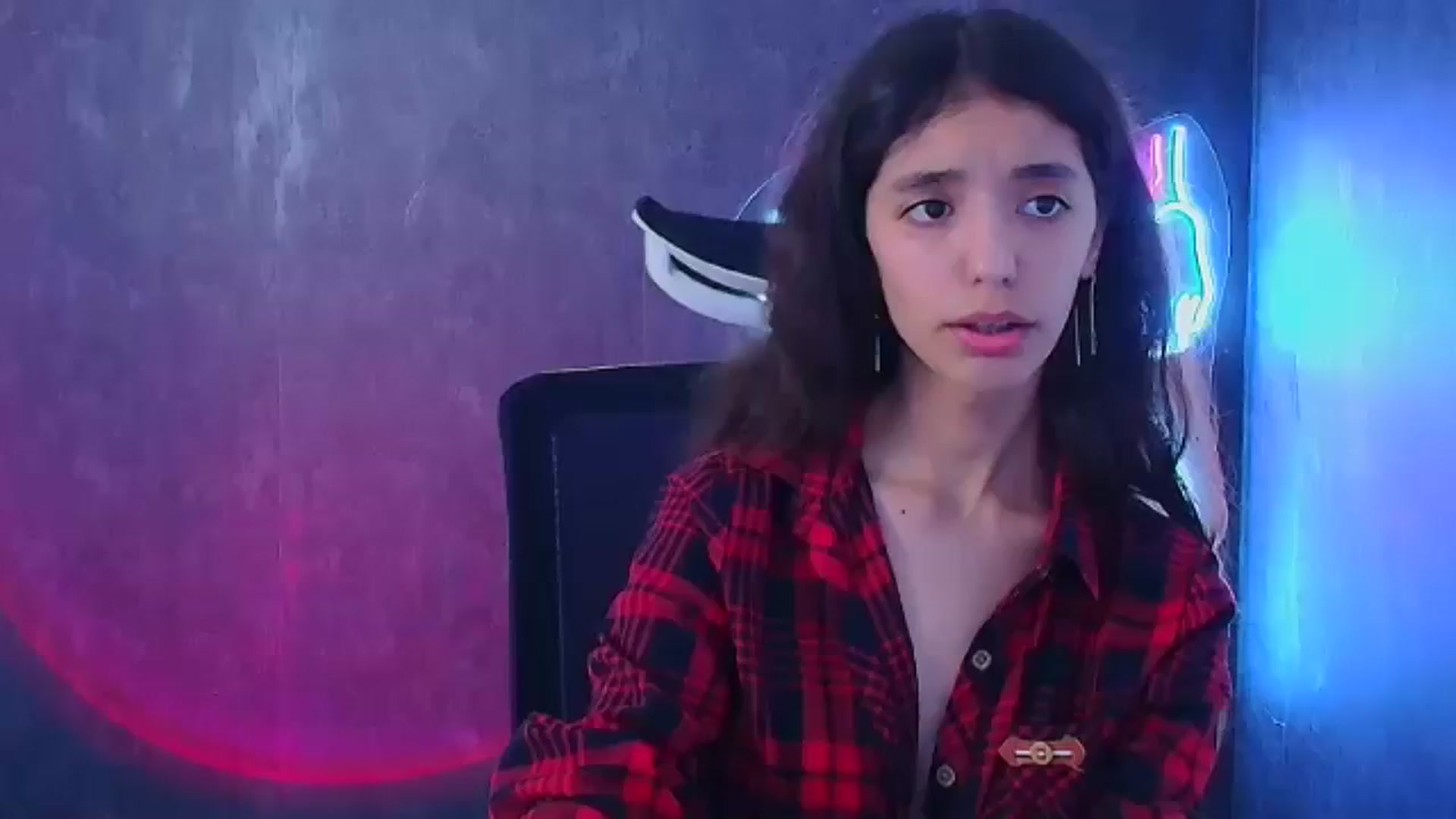 Gallery image thumbnail from Mary_lo01's myfreecams stream on, 09/13/2024, 21:53 image 19 of 20
