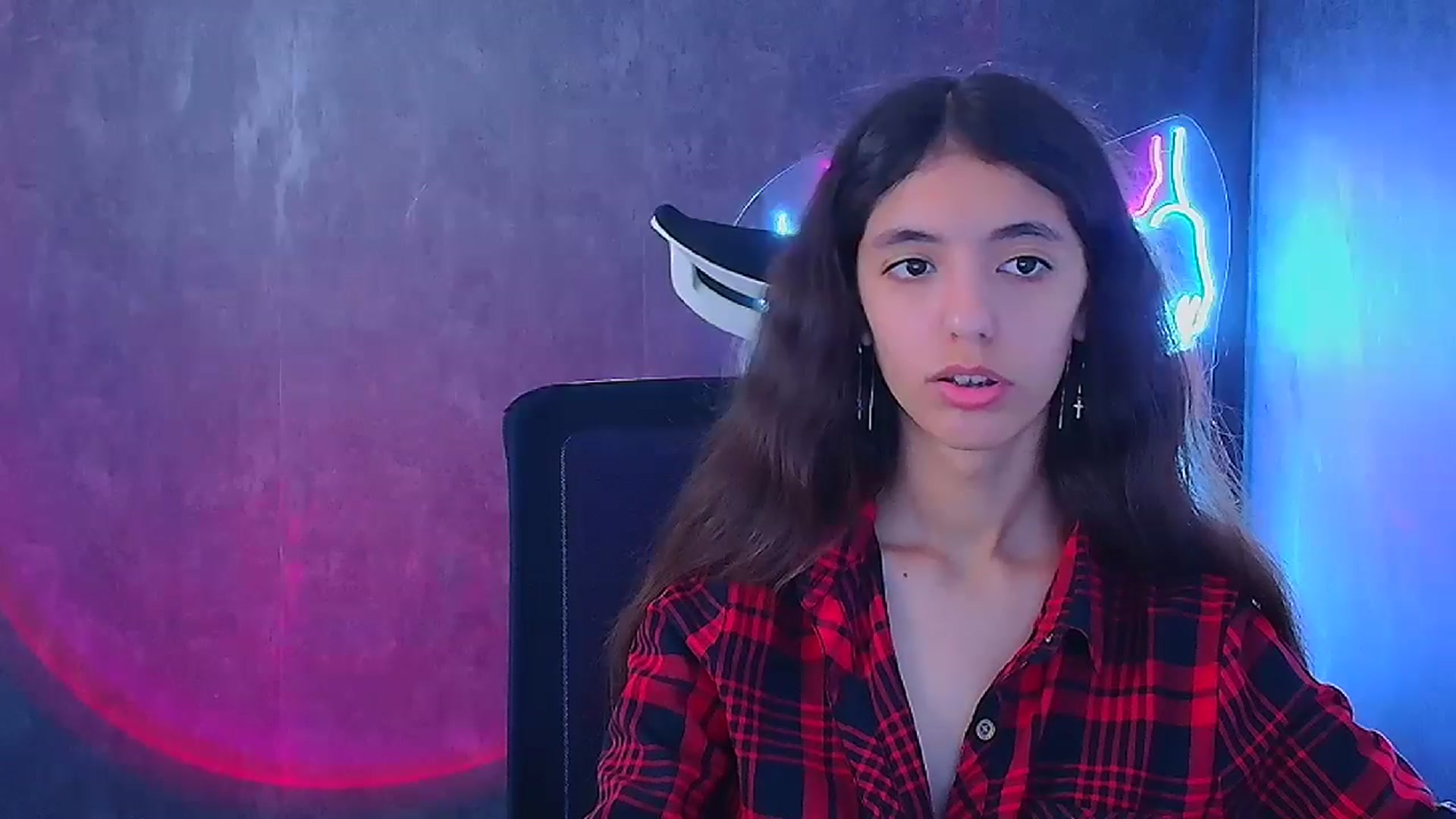 Gallery image thumbnail from Mary_lo01's myfreecams stream on, 09/13/2024, 22:21 image 20 of 20
