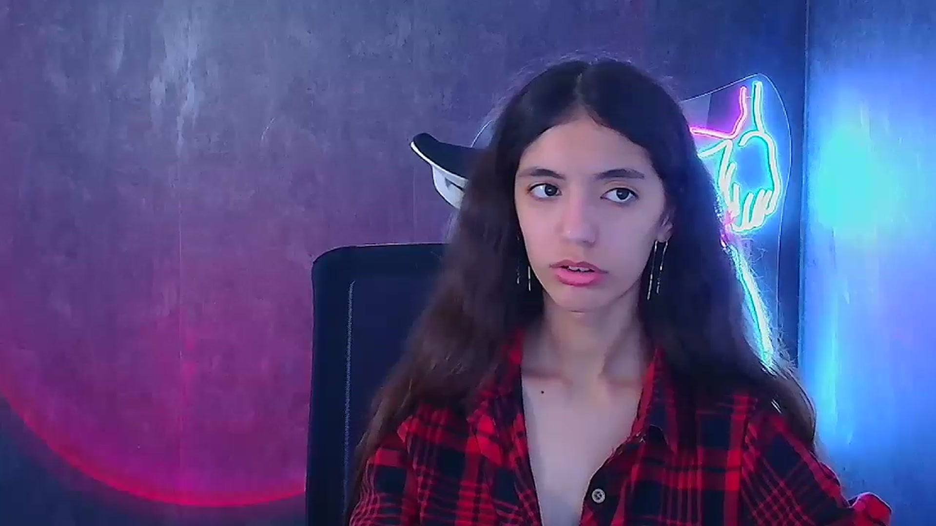 Gallery image thumbnail from Mary_lo01's myfreecams stream on, 09/13/2024, 23:56 image 18 of 20