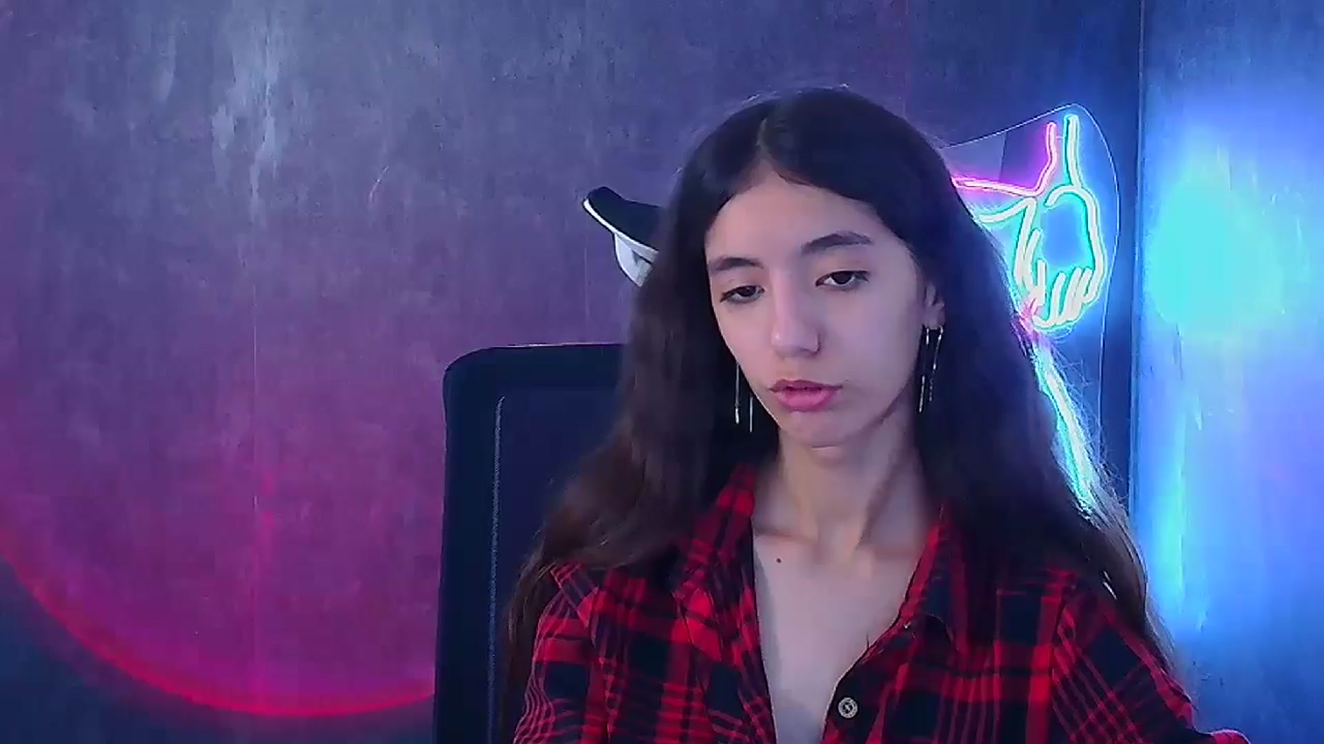 Gallery image thumbnail from Mary_lo01's myfreecams stream on, 09/13/2024, 23:56 image 19 of 20