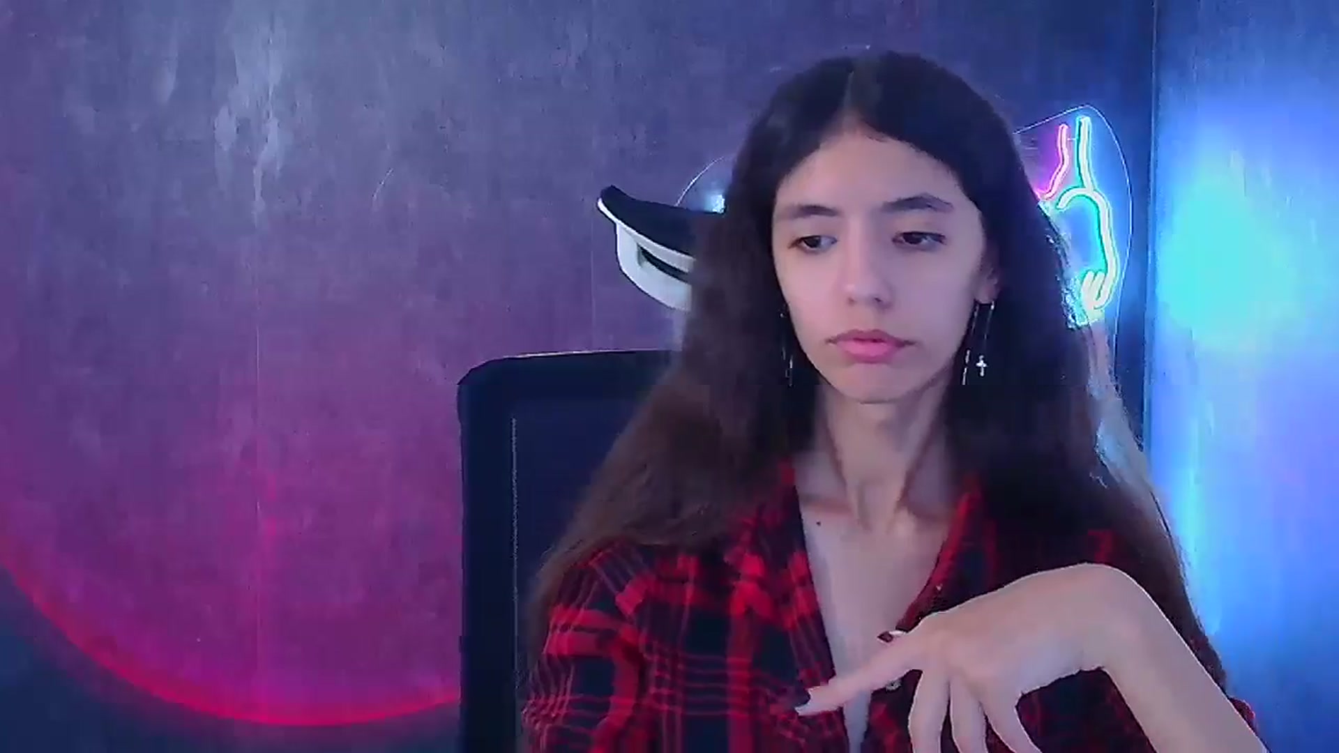 Gallery image thumbnail from Mary_lo01's myfreecams stream on, 09/13/2024, 23:56 image 2 of 20