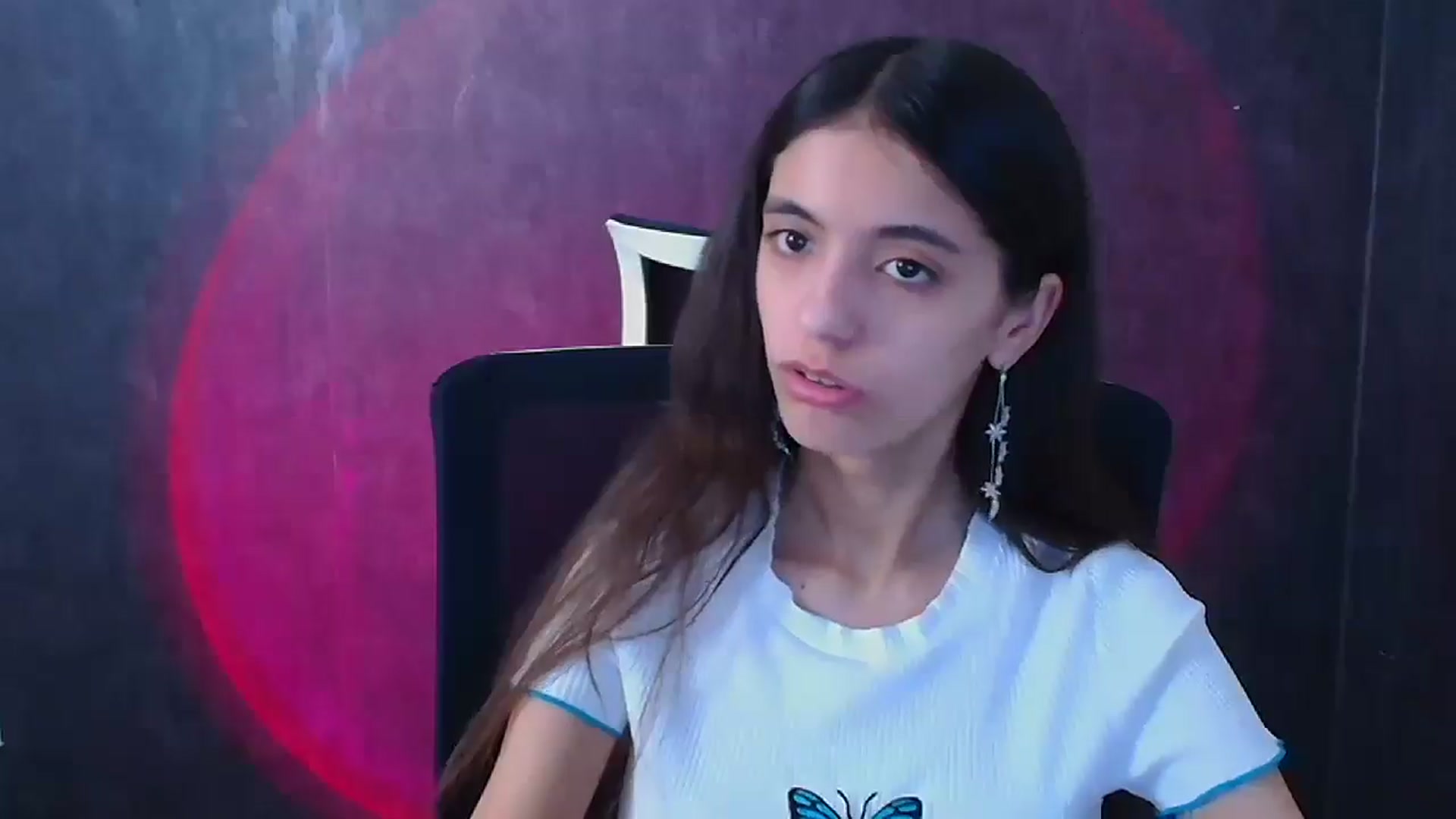 Gallery image thumbnail from Mary_lo01's myfreecams stream on, 12/25/2024, 13:51 image 3 of 20