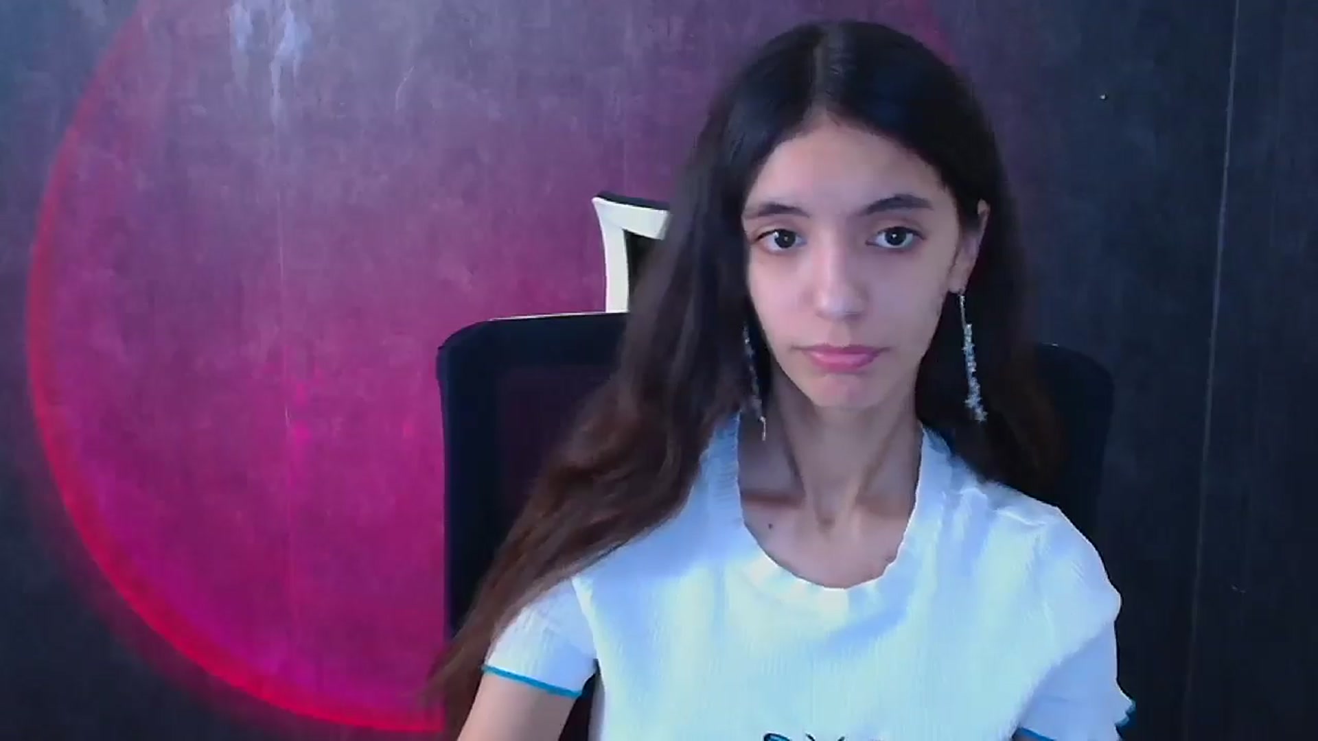 Gallery image thumbnail from Mary_lo01's myfreecams stream on, 12/25/2024, 13:51 image 15 of 20