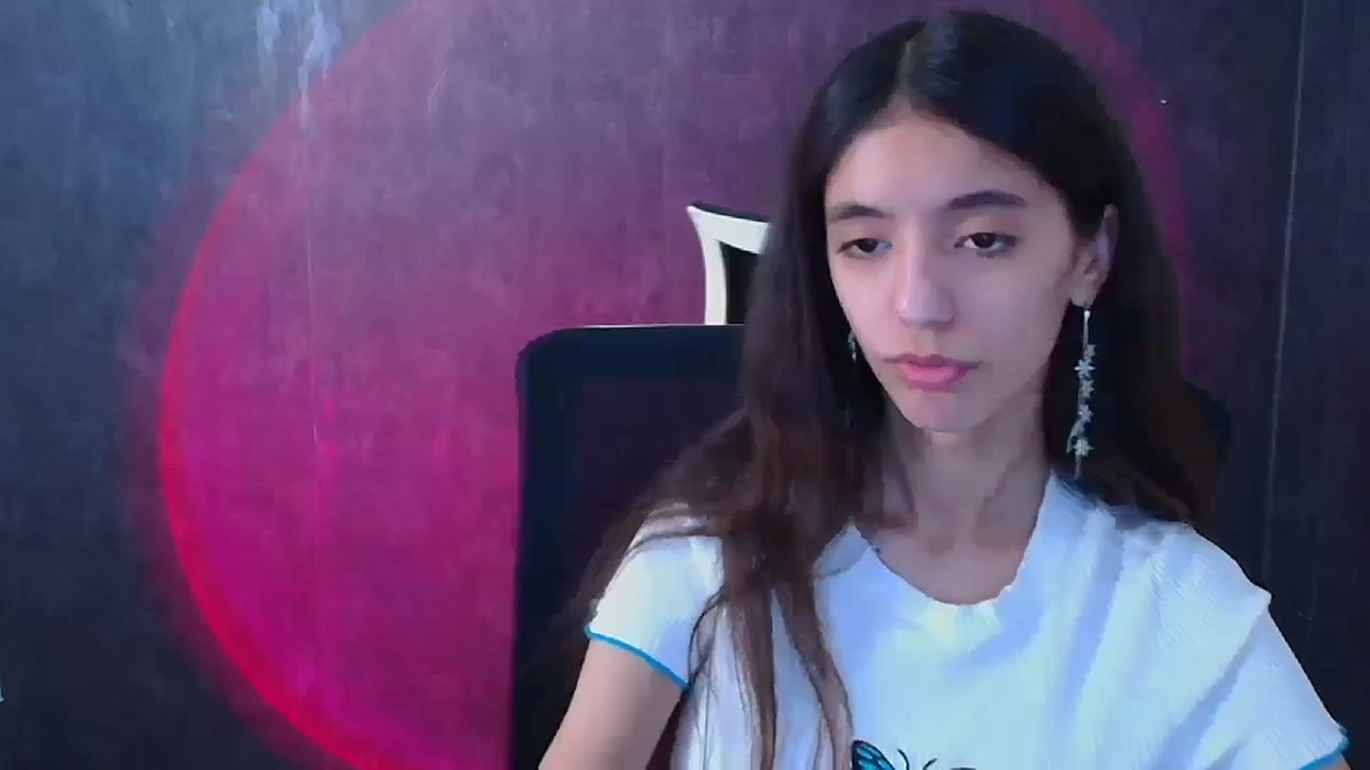Gallery image thumbnail from Mary_lo01's myfreecams stream on, 12/25/2024, 13:51 image 8 of 20