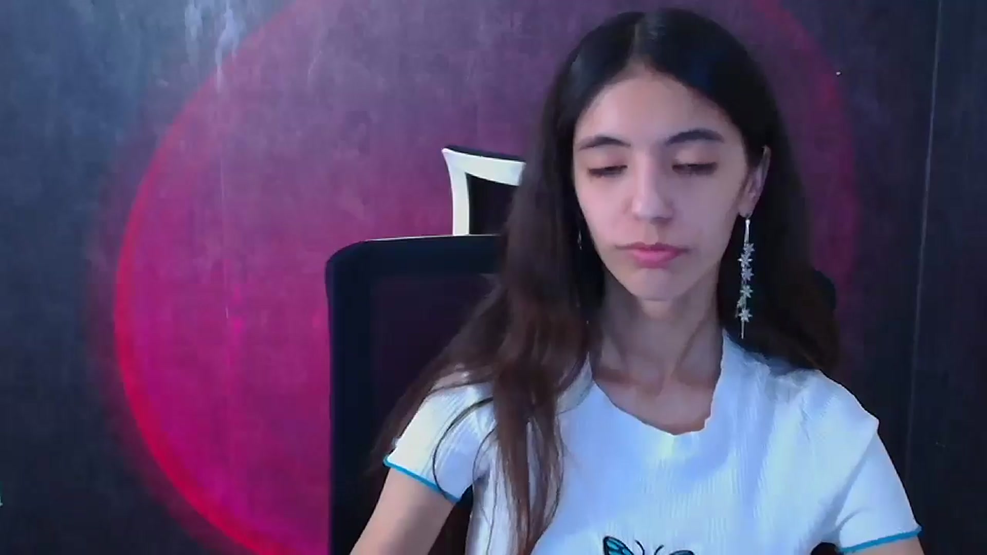Gallery image thumbnail from Mary_lo01's myfreecams stream on, 12/25/2024, 13:51 image 7 of 20