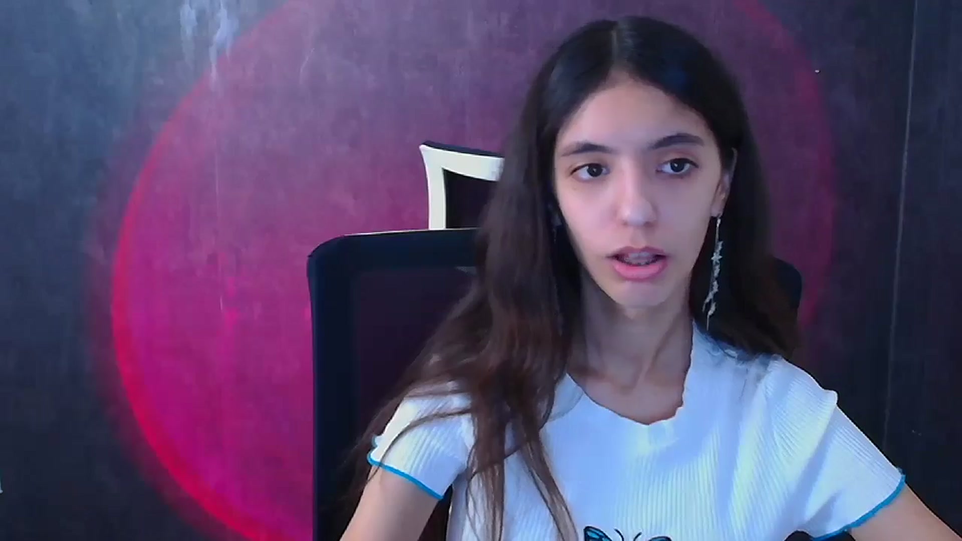 Gallery image thumbnail from Mary_lo01's myfreecams stream on, 12/25/2024, 13:51 image 9 of 20