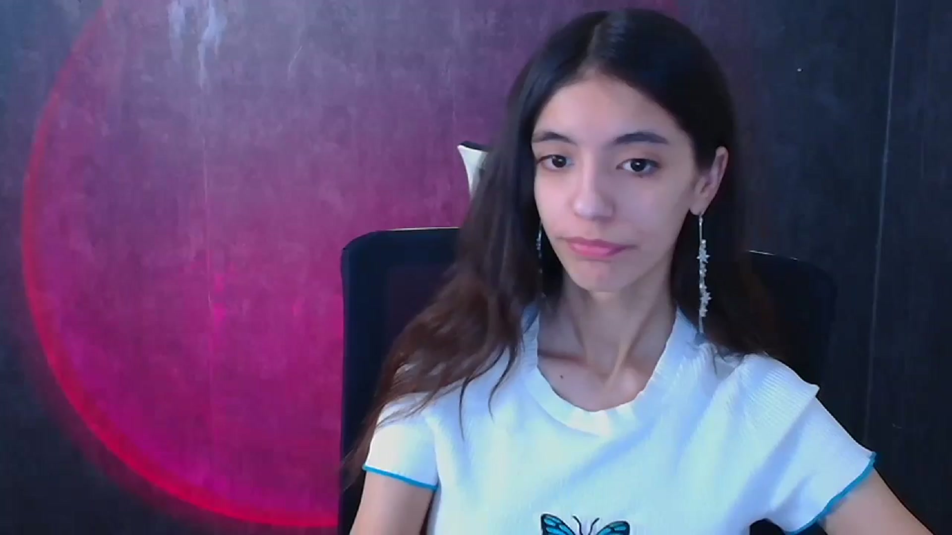 Gallery image thumbnail from Mary_lo01's myfreecams stream on, 12/25/2024, 14:36 image 4 of 20