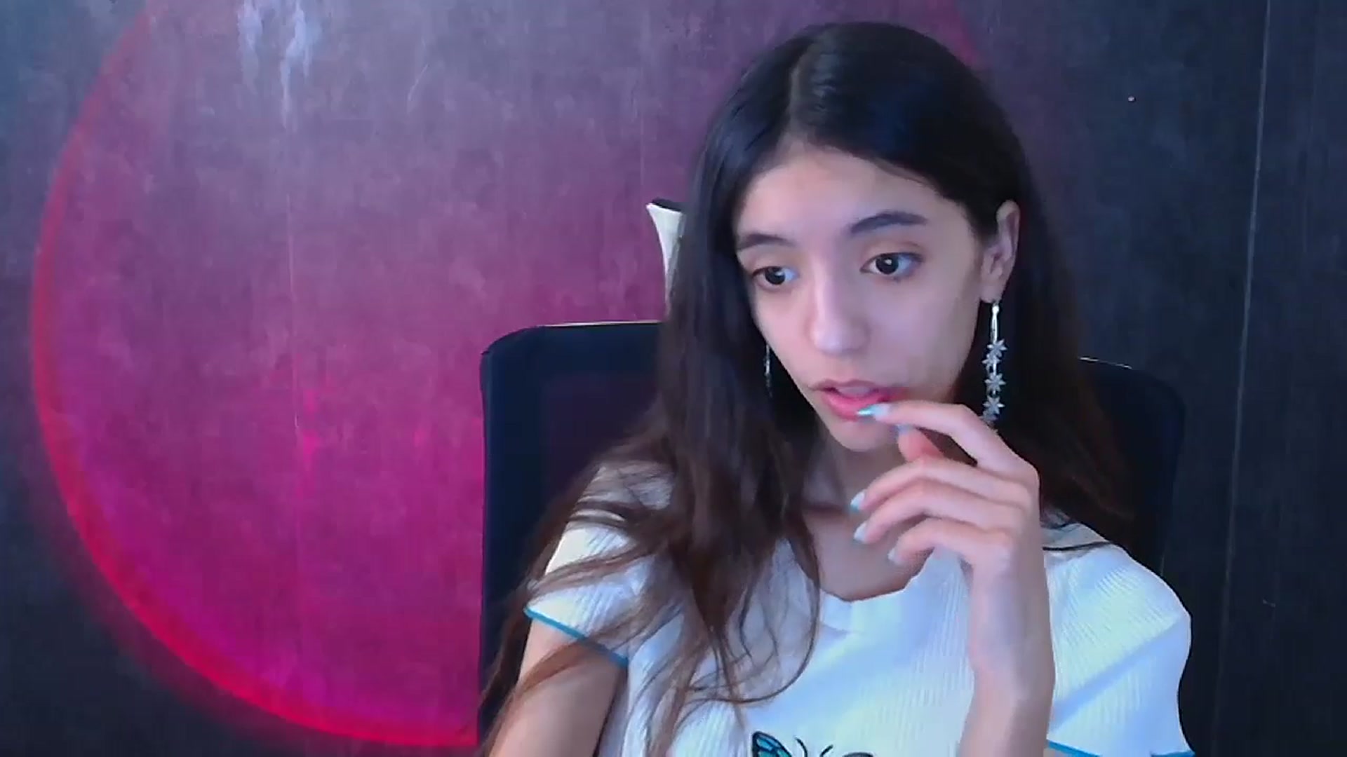 Gallery image thumbnail from Mary_lo01's myfreecams stream on, 12/25/2024, 14:36 image 13 of 20