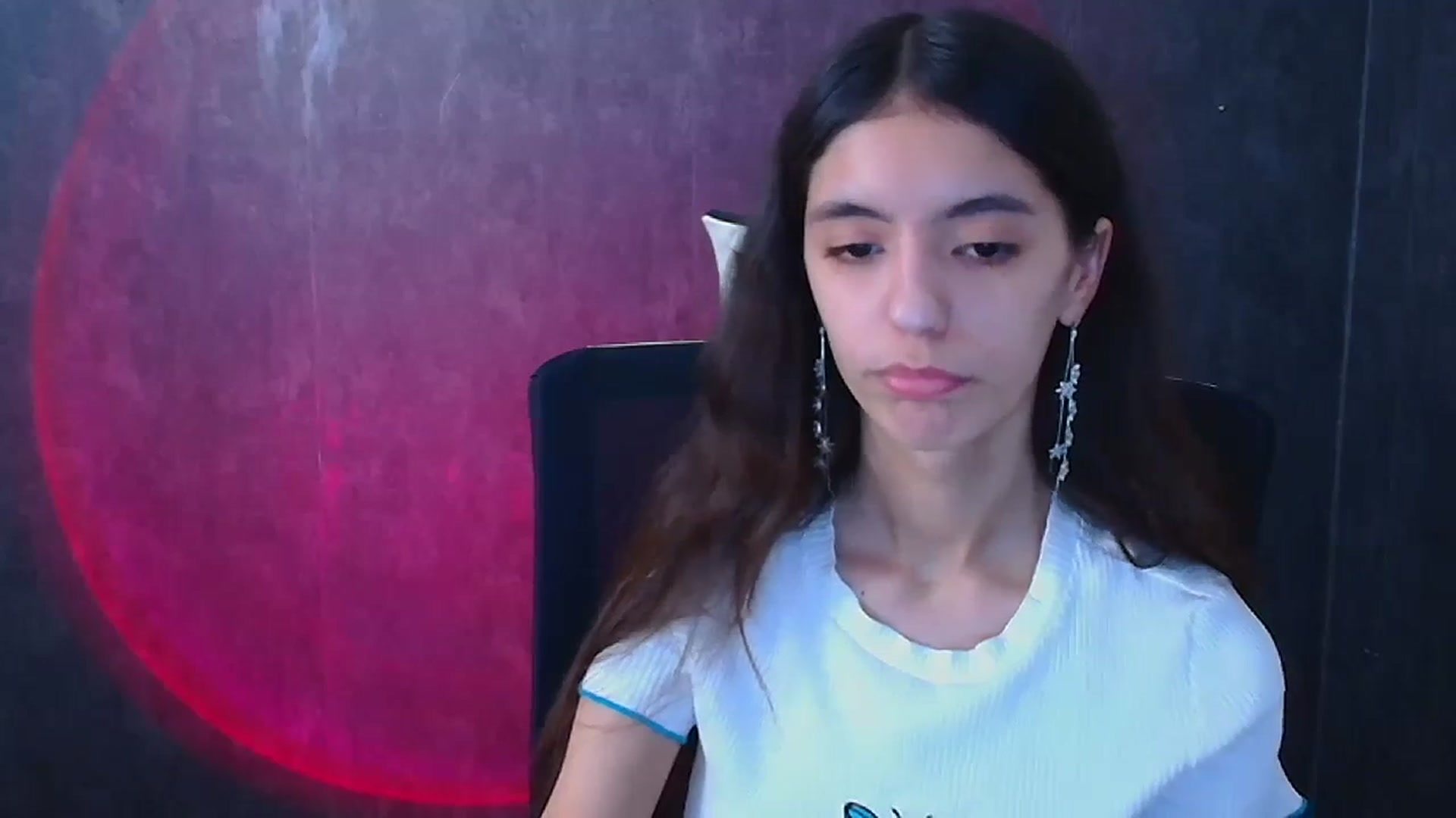 Gallery image thumbnail from Mary_lo01's myfreecams stream on, 12/25/2024, 16:19 image 16 of 20