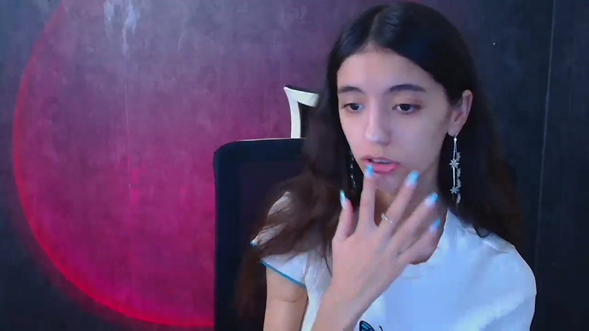 Gallery image thumbnail from Mary_lo01's myfreecams stream on, 12/25/2024, 16:19 image 19 of 20