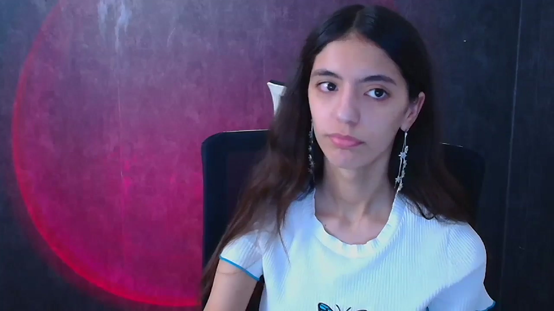 Gallery image thumbnail from Mary_lo01's myfreecams stream on, 12/25/2024, 16:19 image 17 of 20