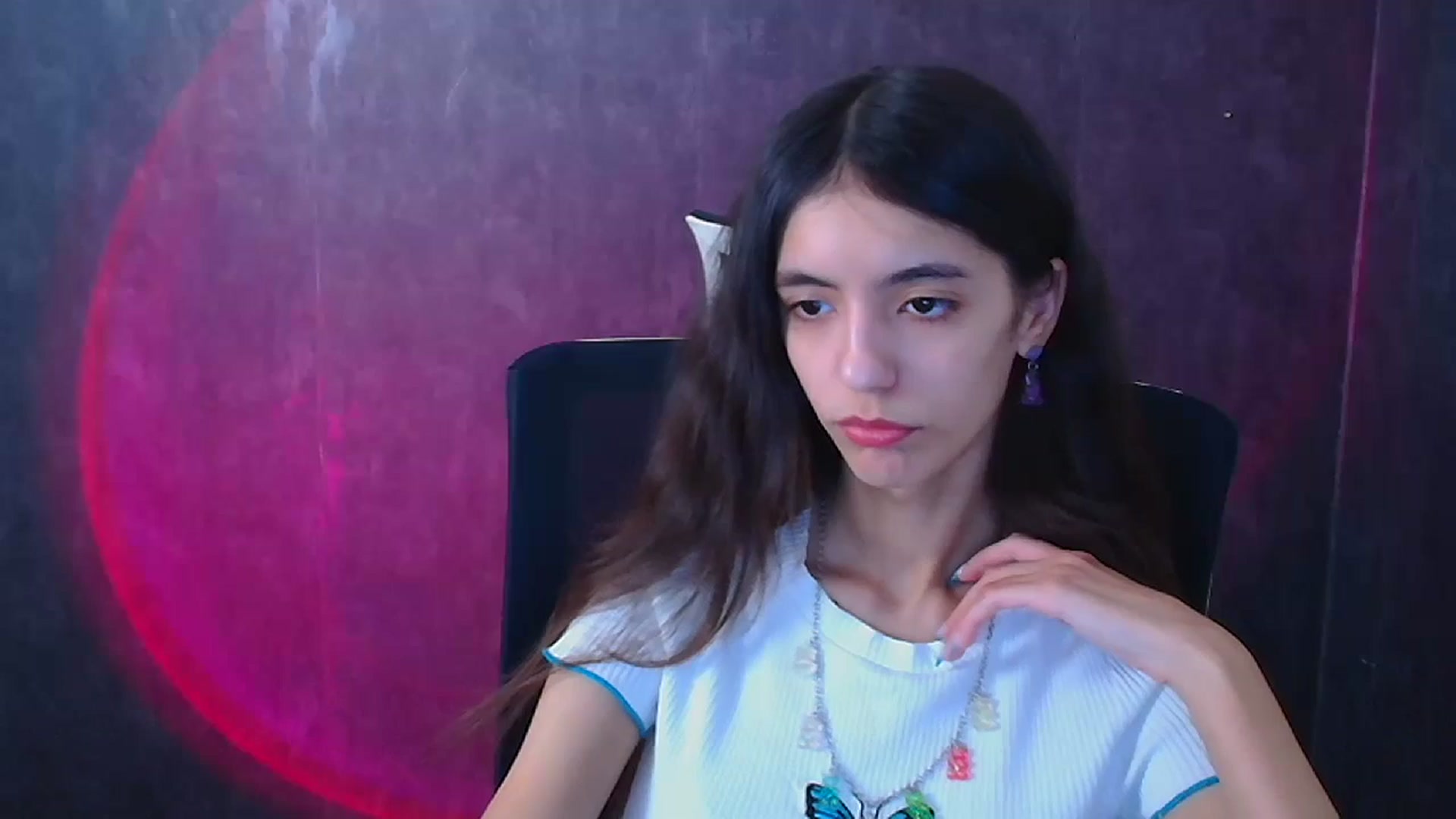 Gallery image thumbnail from Mary_lo01's myfreecams stream on, 12/26/2024, 14:01 image 9 of 20