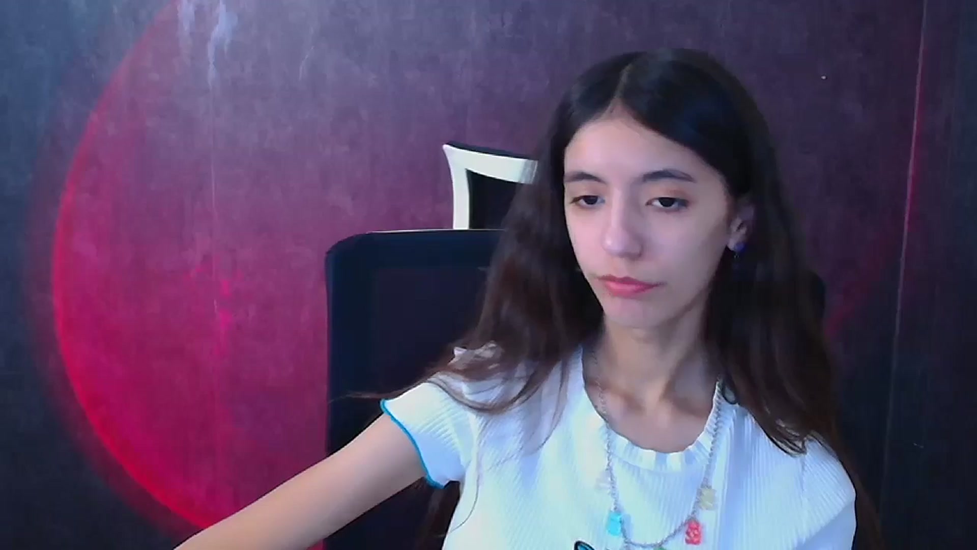 Gallery image thumbnail from Mary_lo01's myfreecams stream on, 12/26/2024, 14:01 image 16 of 20