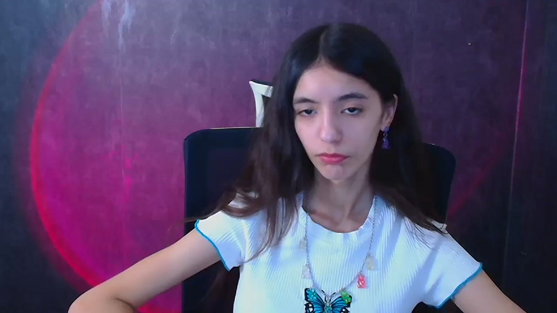 Gallery image thumbnail from Mary_lo01's myfreecams stream on, 12/26/2024, 14:01 image 8 of 20