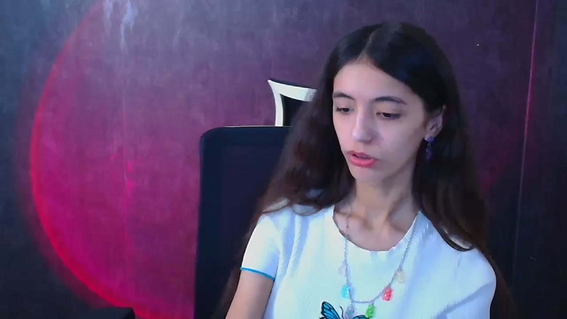 Gallery image thumbnail from Mary_lo01's myfreecams stream on, 12/26/2024, 14:01 image 13 of 20