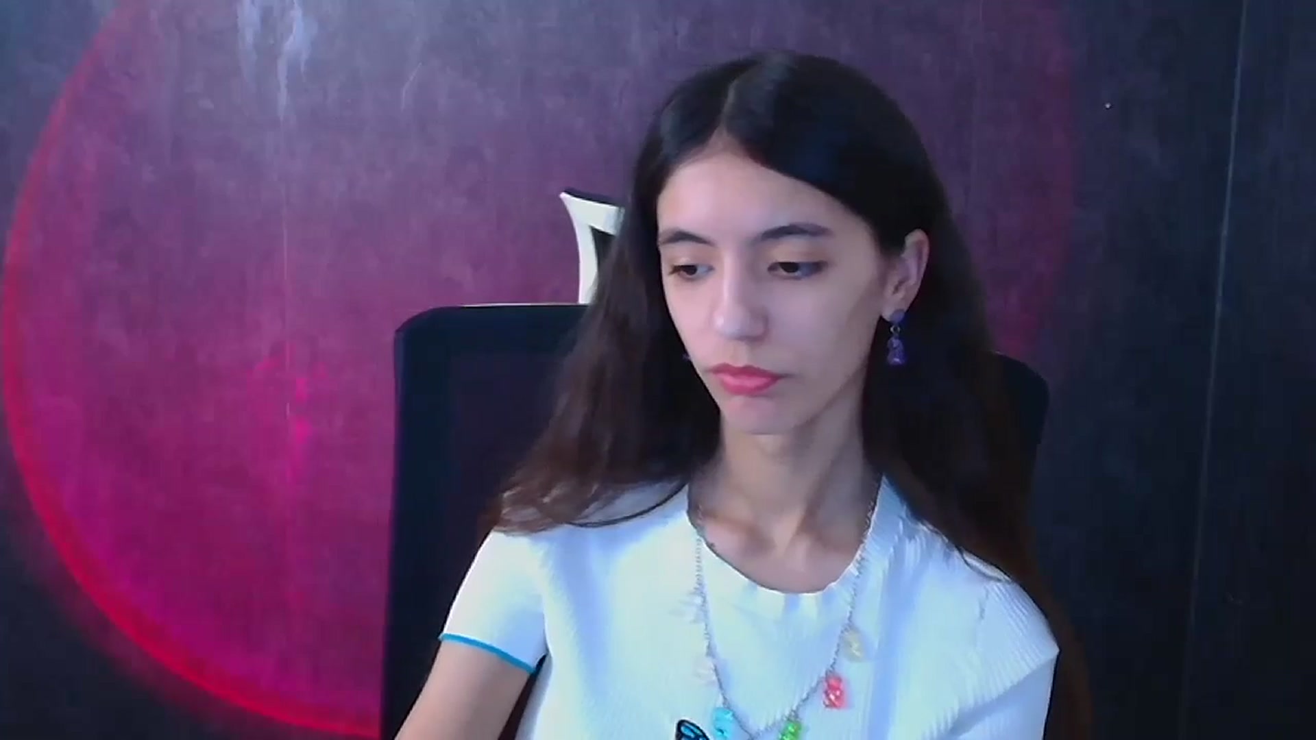 Gallery image thumbnail from Mary_lo01's myfreecams stream on, 12/26/2024, 14:49 image 12 of 20
