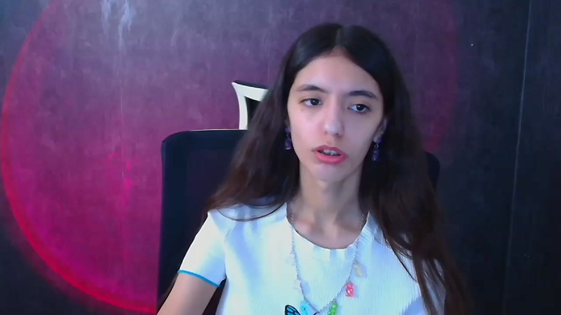 Gallery image thumbnail from Mary_lo01's myfreecams stream on, 12/26/2024, 14:49 image 9 of 20