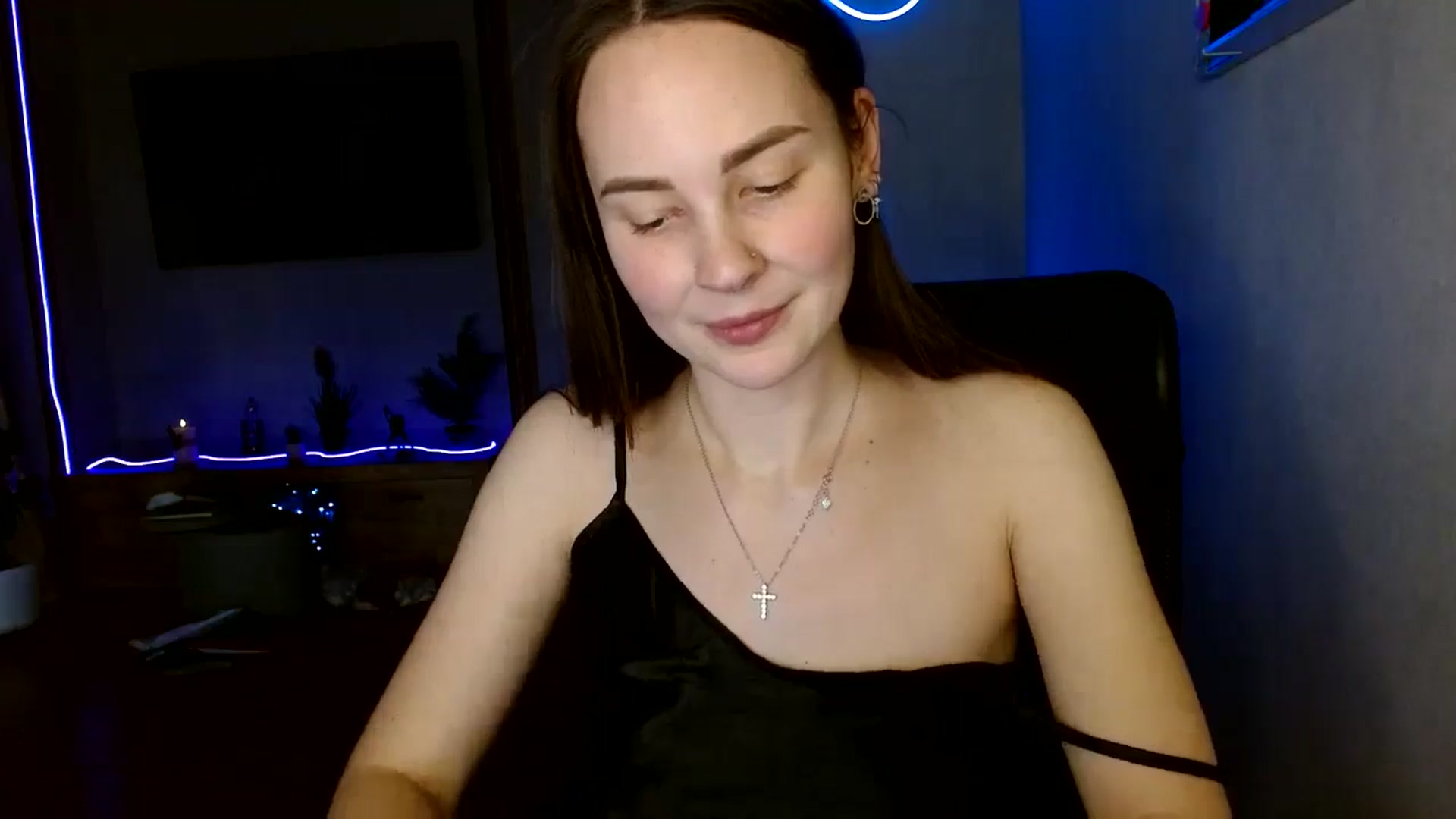 Gallery image thumbnail from Maryme_myr's myfreecams stream on, 02/17/2025, 19:55 image 17 of 20