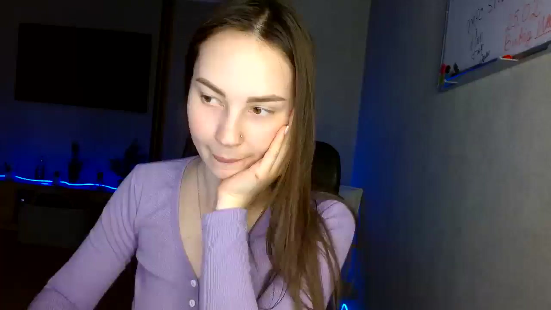 Gallery image thumbnail from Maryme_myr's myfreecams stream on, 02/18/2025, 22:33 image 17 of 20
