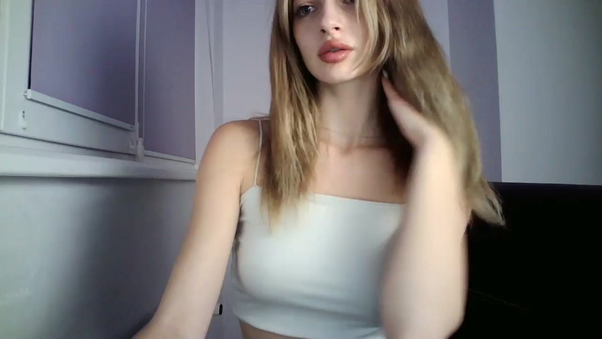 Gallery image thumbnail from MaryyCo's myfreecams stream on, 10/16/2024, 19:14 image 9 of 20