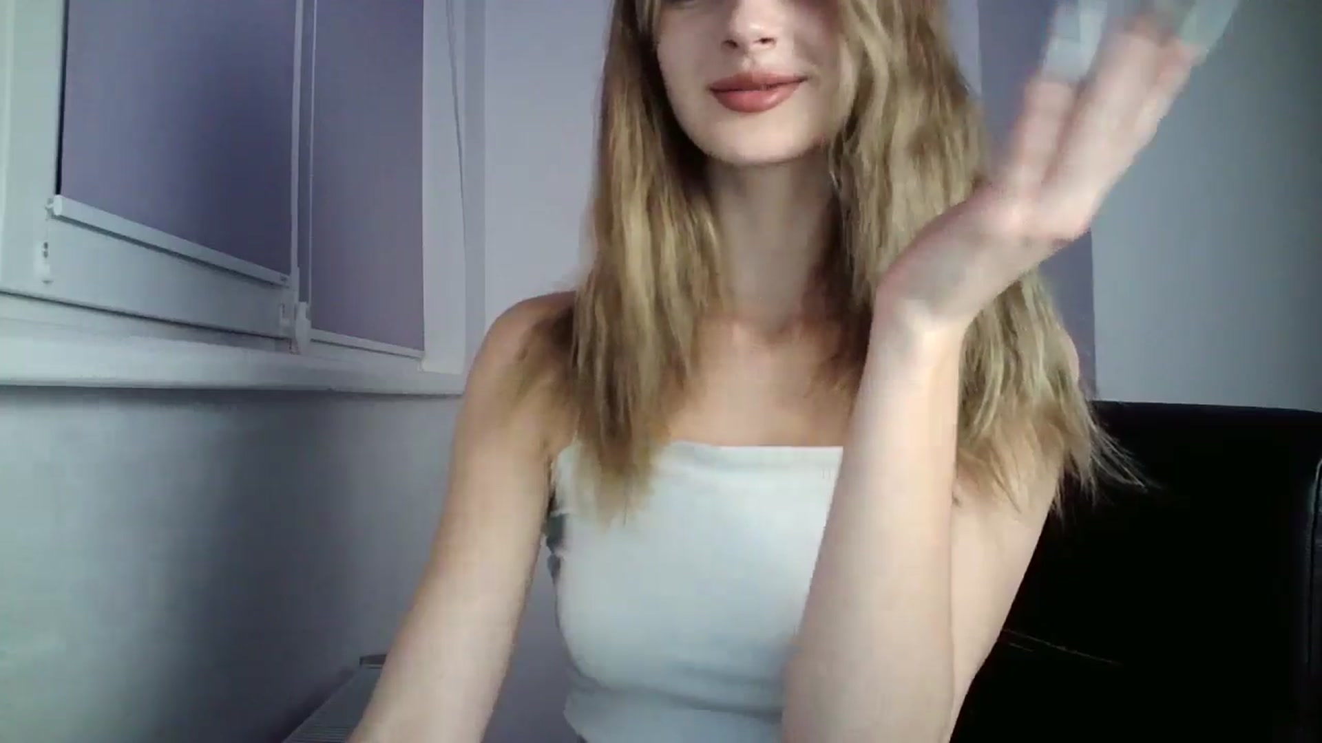Gallery image thumbnail from MaryyCo's myfreecams stream on, 10/16/2024, 19:14 image 17 of 20