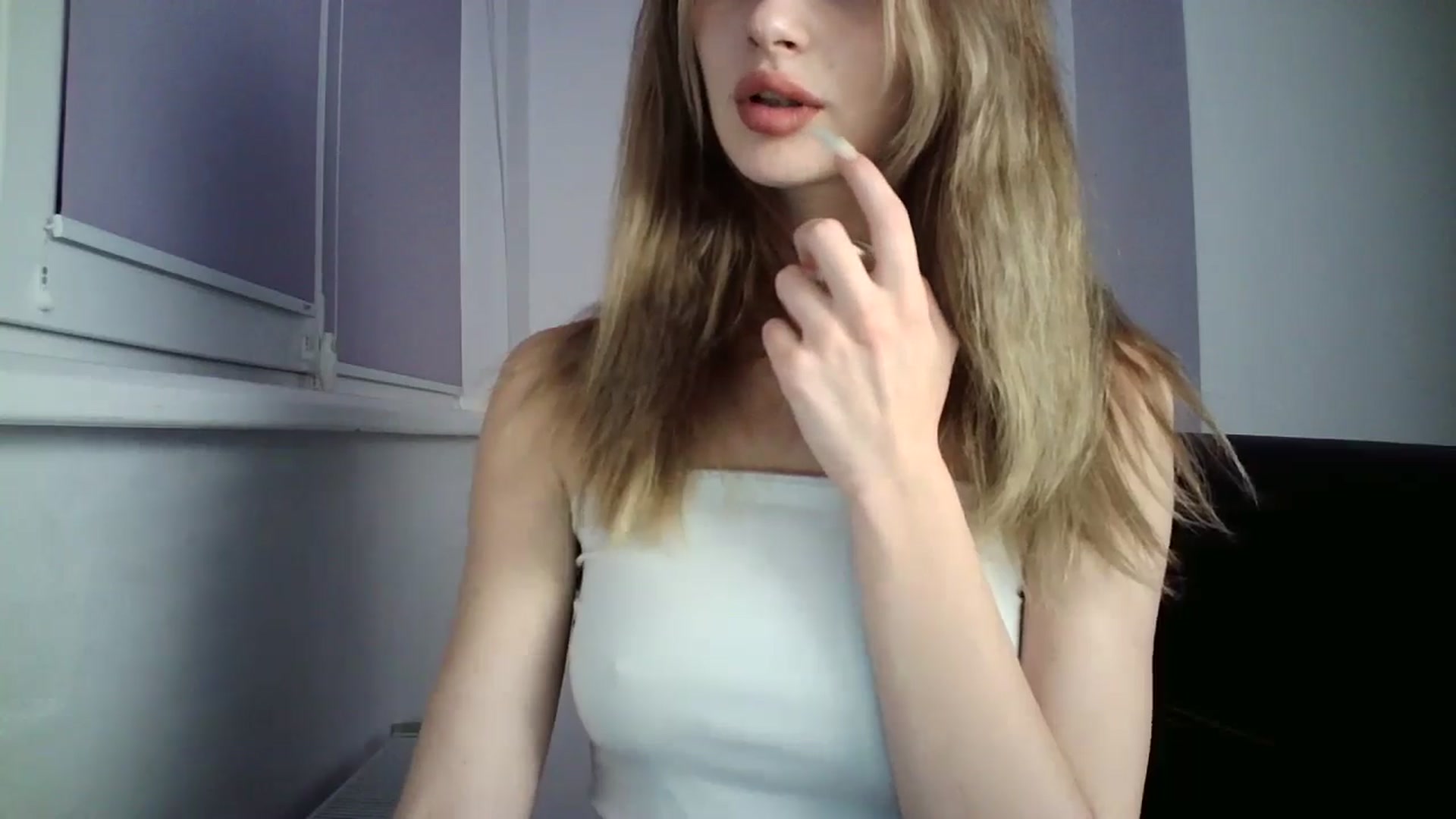 Gallery image thumbnail from MaryyCo's myfreecams stream on, 10/16/2024, 19:38 image 8 of 20