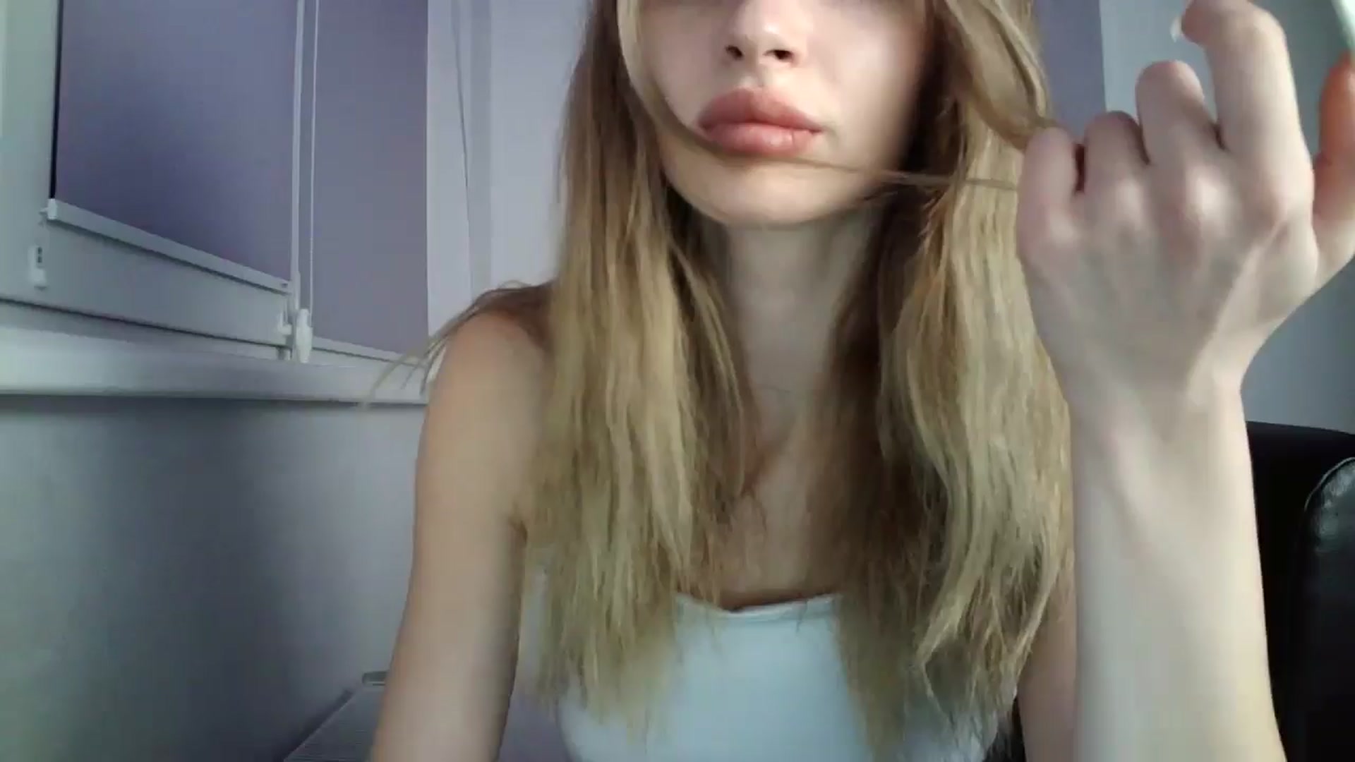 Gallery image thumbnail from MaryyCo's myfreecams stream on, 10/16/2024, 19:38 image 13 of 20