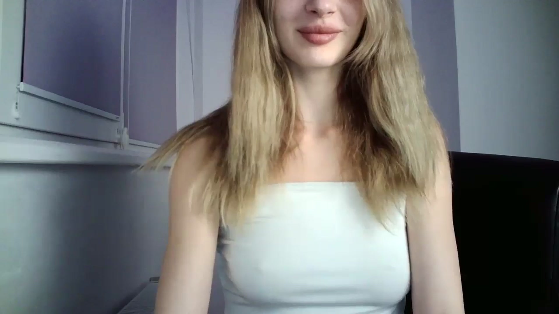 Gallery image thumbnail from MaryyCo's myfreecams stream on, 10/16/2024, 19:38 image 12 of 20