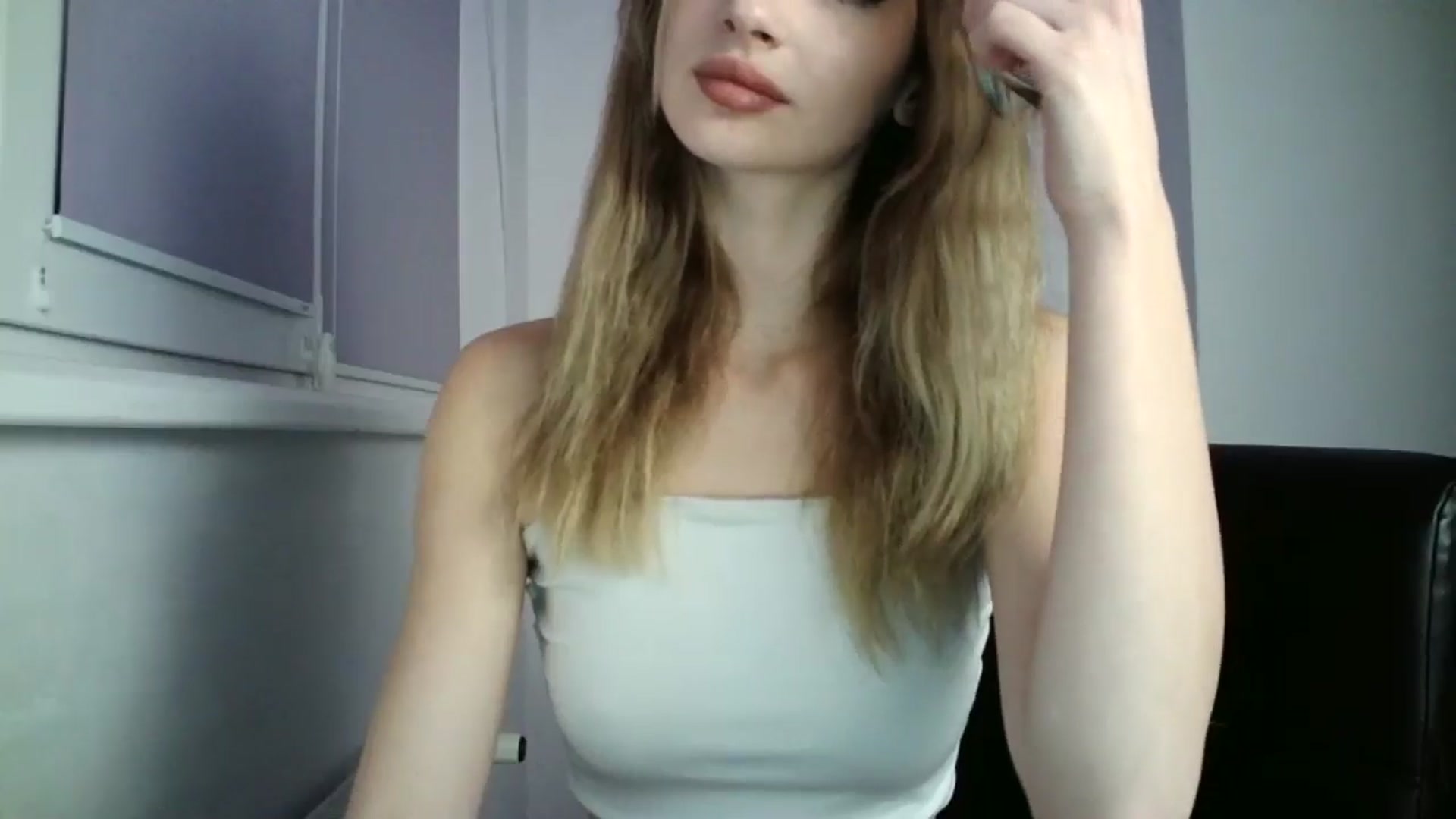 Gallery image thumbnail from MaryyCo's myfreecams stream on, 10/16/2024, 19:38 image 11 of 20