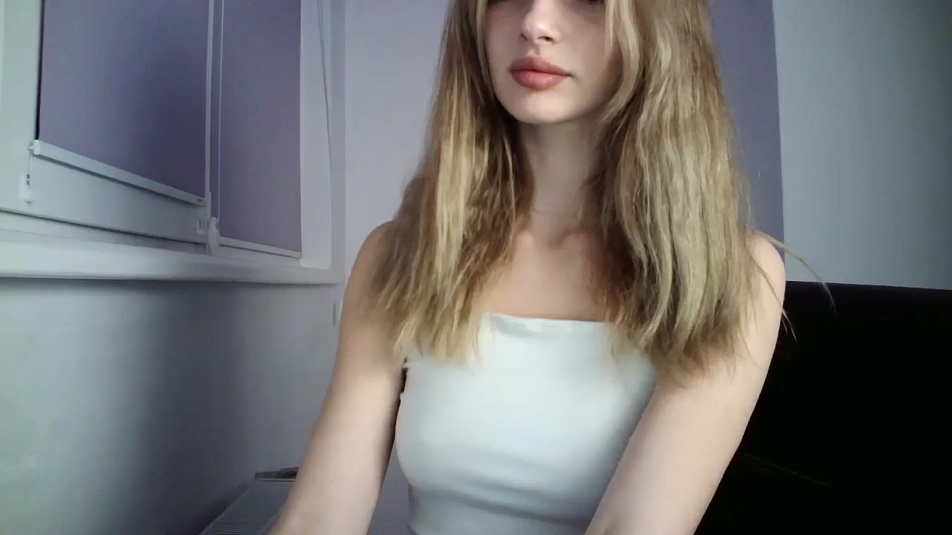 Gallery image thumbnail from MaryyCo's myfreecams stream on, 10/16/2024, 19:38 image 9 of 20