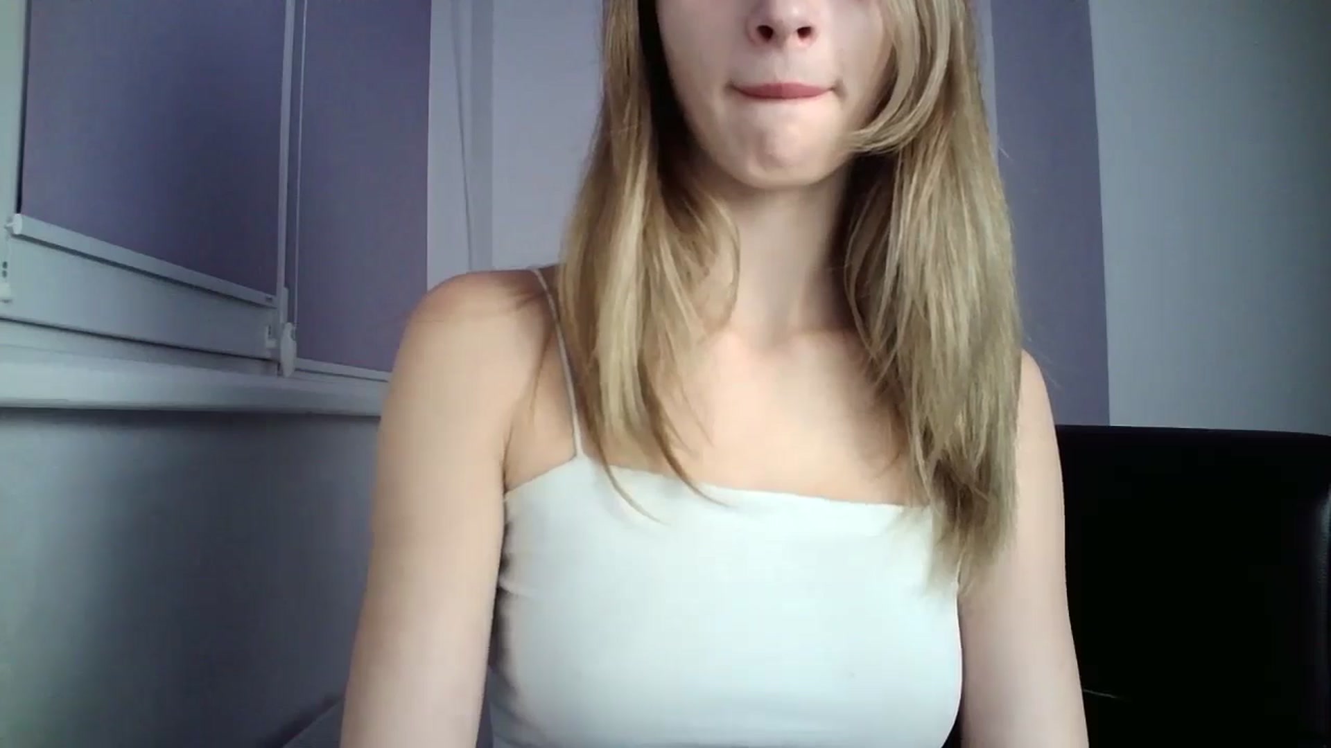 Gallery image thumbnail from MaryyCo's myfreecams stream on, 10/24/2024, 16:41 image 10 of 20