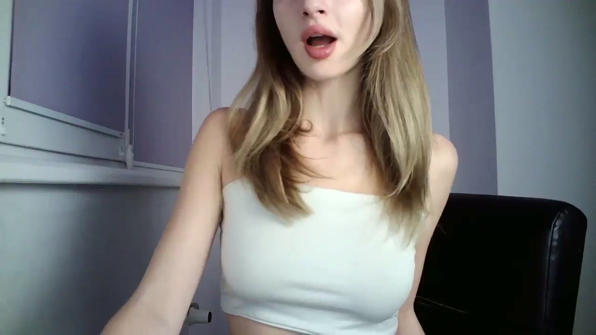 Gallery image thumbnail from MaryyCo's myfreecams stream on, 10/24/2024, 16:41 image 6 of 20