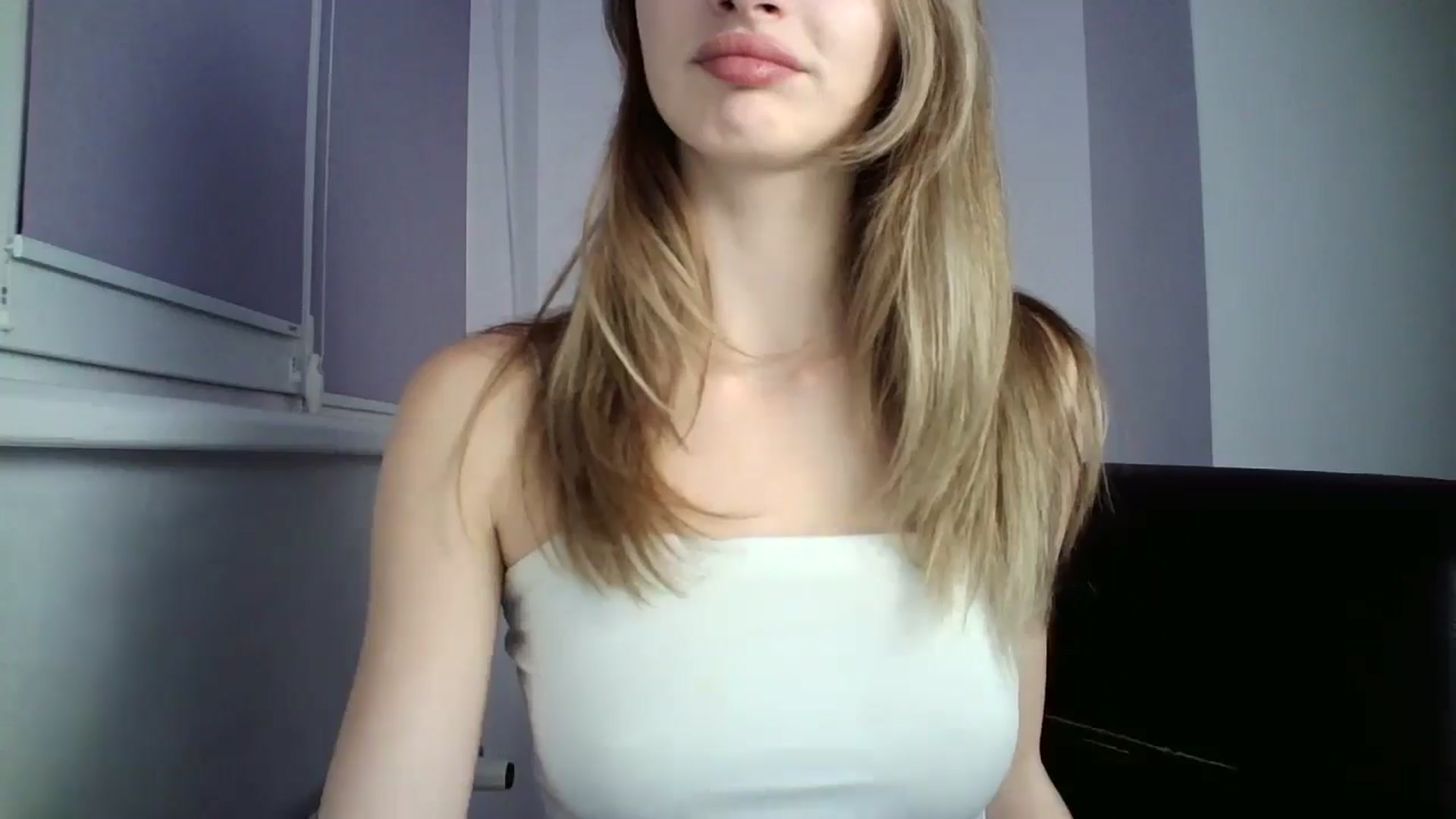 Gallery image thumbnail from MaryyCo's myfreecams stream on, 10/24/2024, 16:41 image 17 of 20
