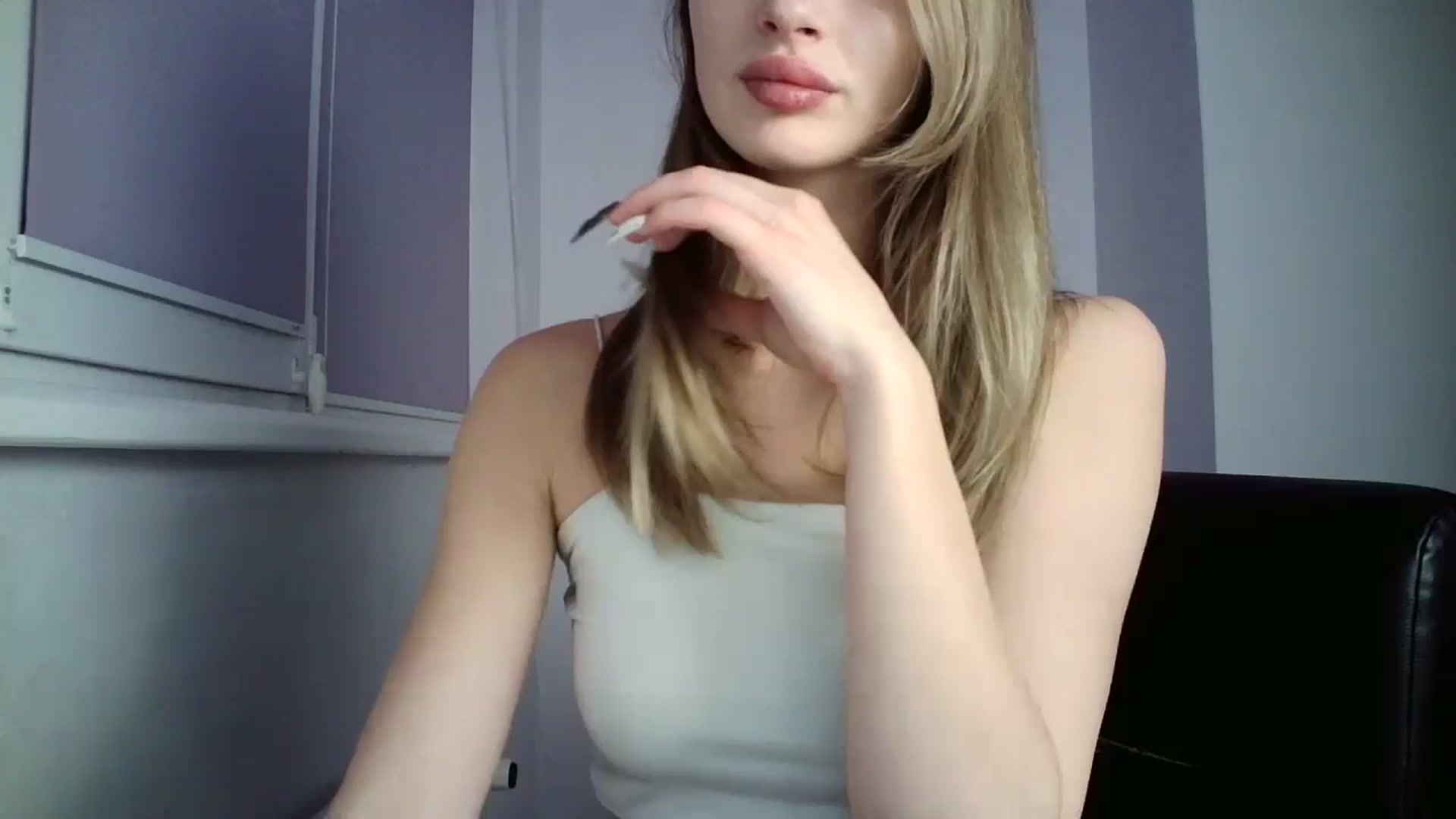 Gallery image thumbnail from MaryyCo's myfreecams stream on, 10/24/2024, 16:41 image 4 of 20
