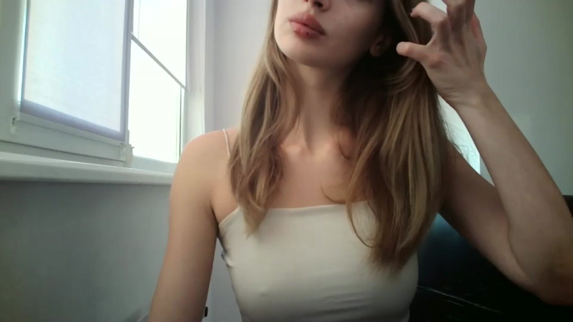 Gallery image thumbnail from MaryyCo's myfreecams stream on, 10/25/2024, 14:38 image 1 of 20