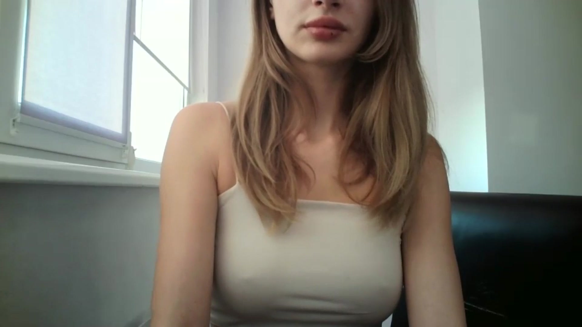 Gallery image thumbnail from MaryyCo's myfreecams stream on, 10/25/2024, 14:38 image 2 of 20