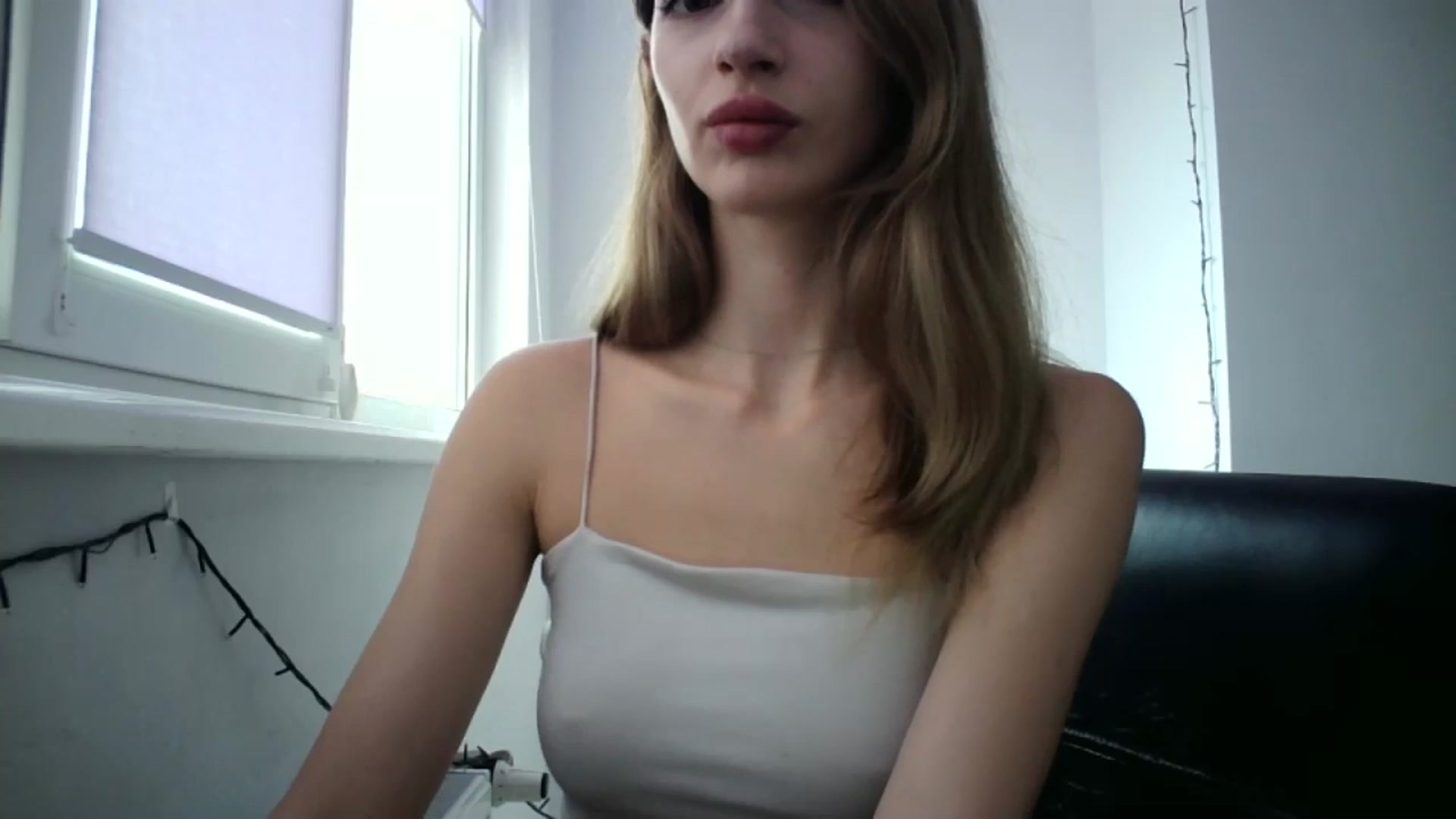 Gallery image thumbnail from MaryyCo's myfreecams stream on, 11/10/2024, 12:02 image 10 of 20