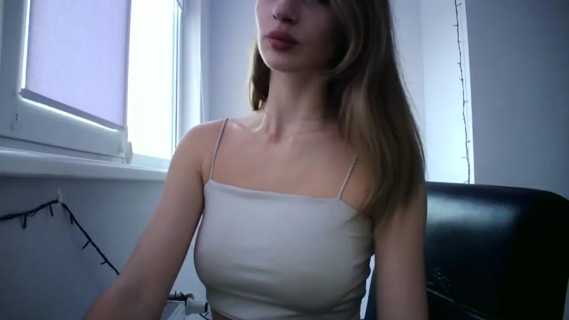 Gallery image thumbnail from MaryyCo's myfreecams stream on, 11/10/2024, 12:46 image 16 of 20