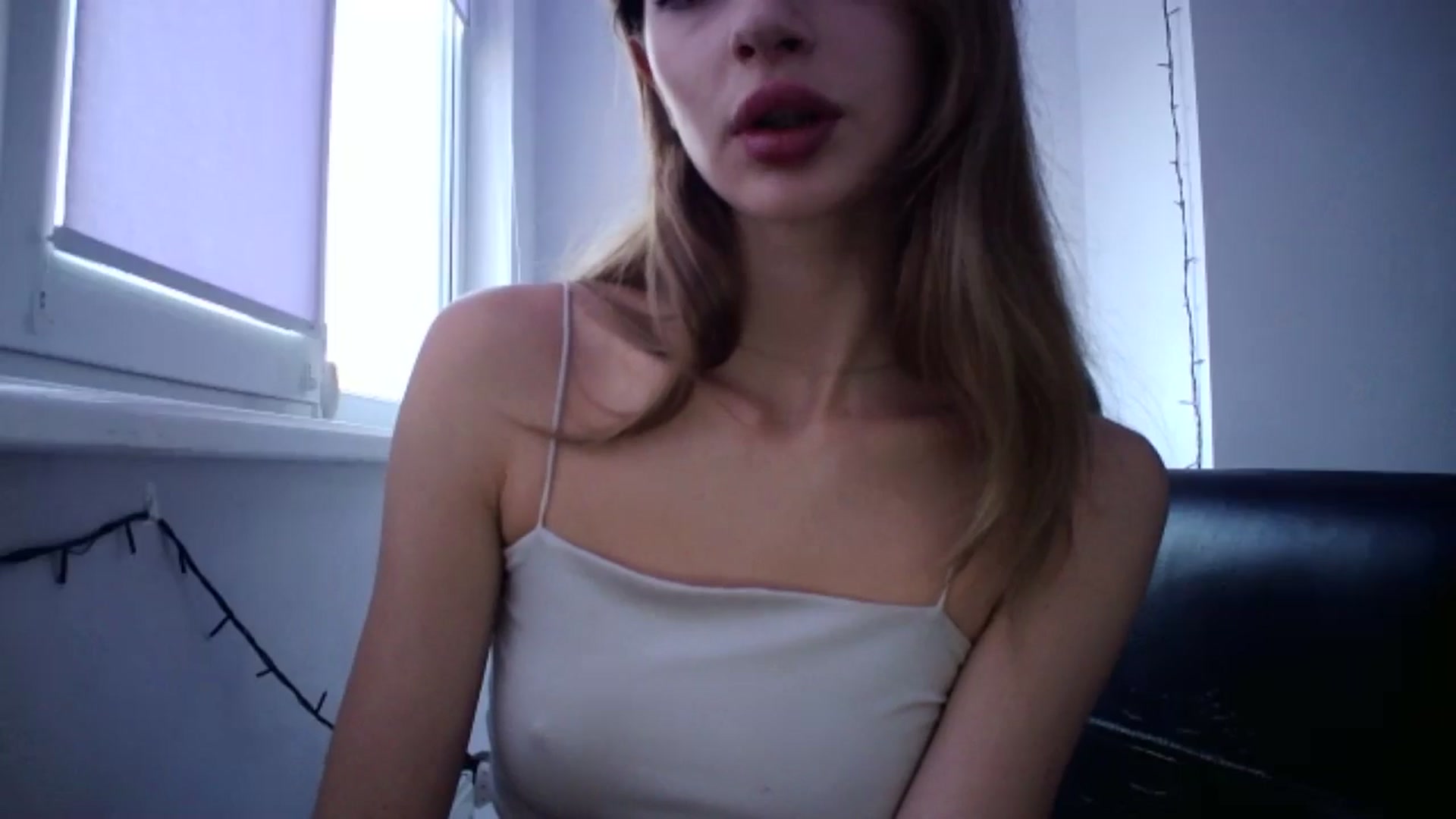 Gallery image thumbnail from MaryyCo's myfreecams stream on, 11/10/2024, 12:46 image 19 of 20