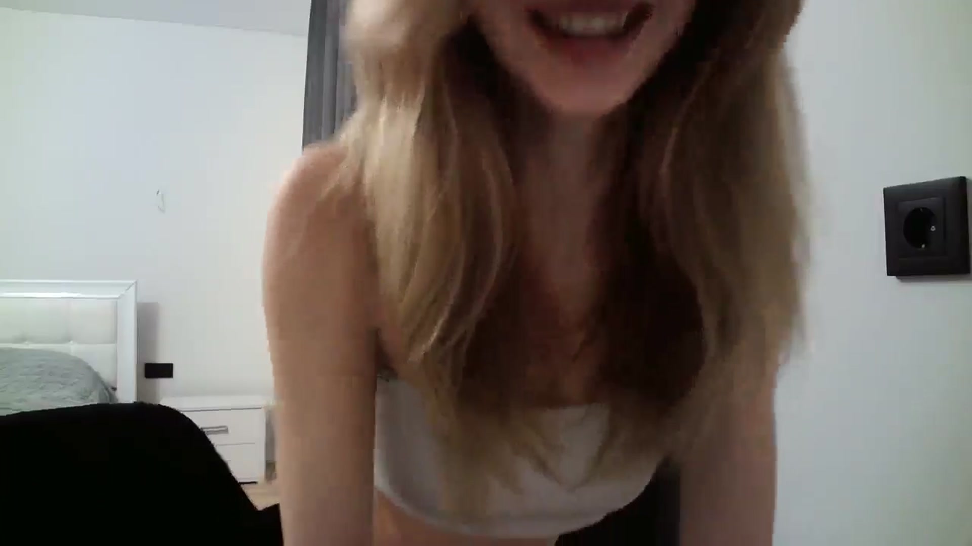 Gallery image thumbnail from MaryyCo's myfreecams stream on, 12/10/2024, 19:40 image 10 of 20
