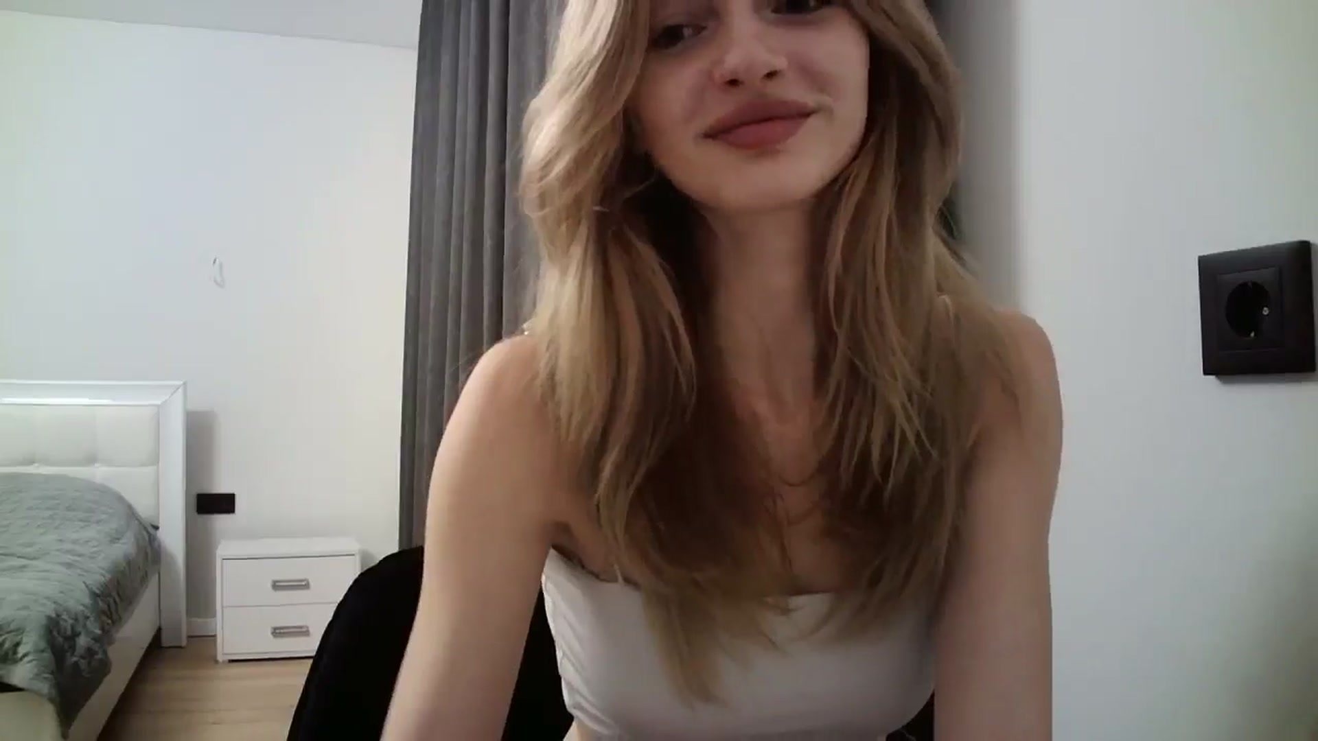 Gallery image thumbnail from MaryyCo's myfreecams stream on, 12/10/2024, 19:40 image 11 of 20