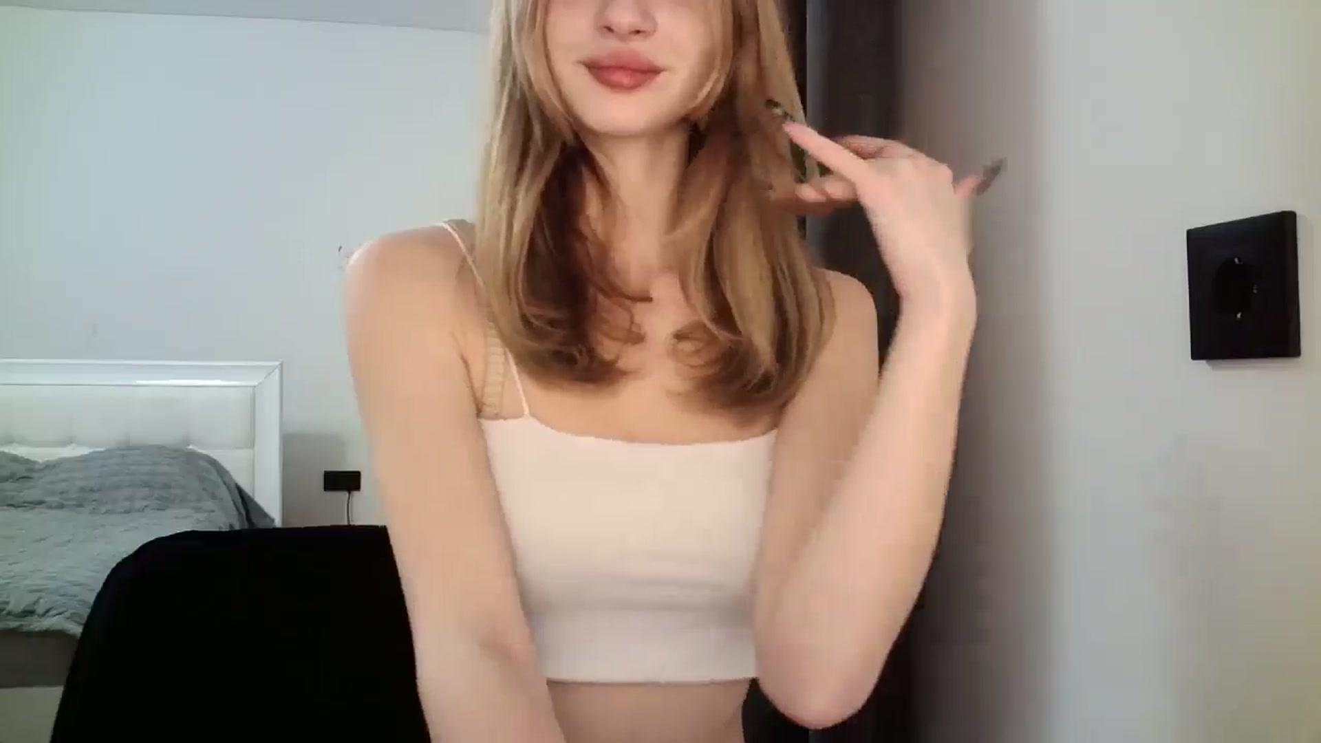 Gallery image thumbnail from MaryyCo's myfreecams stream on, 12/26/2024, 20:22 image 13 of 20