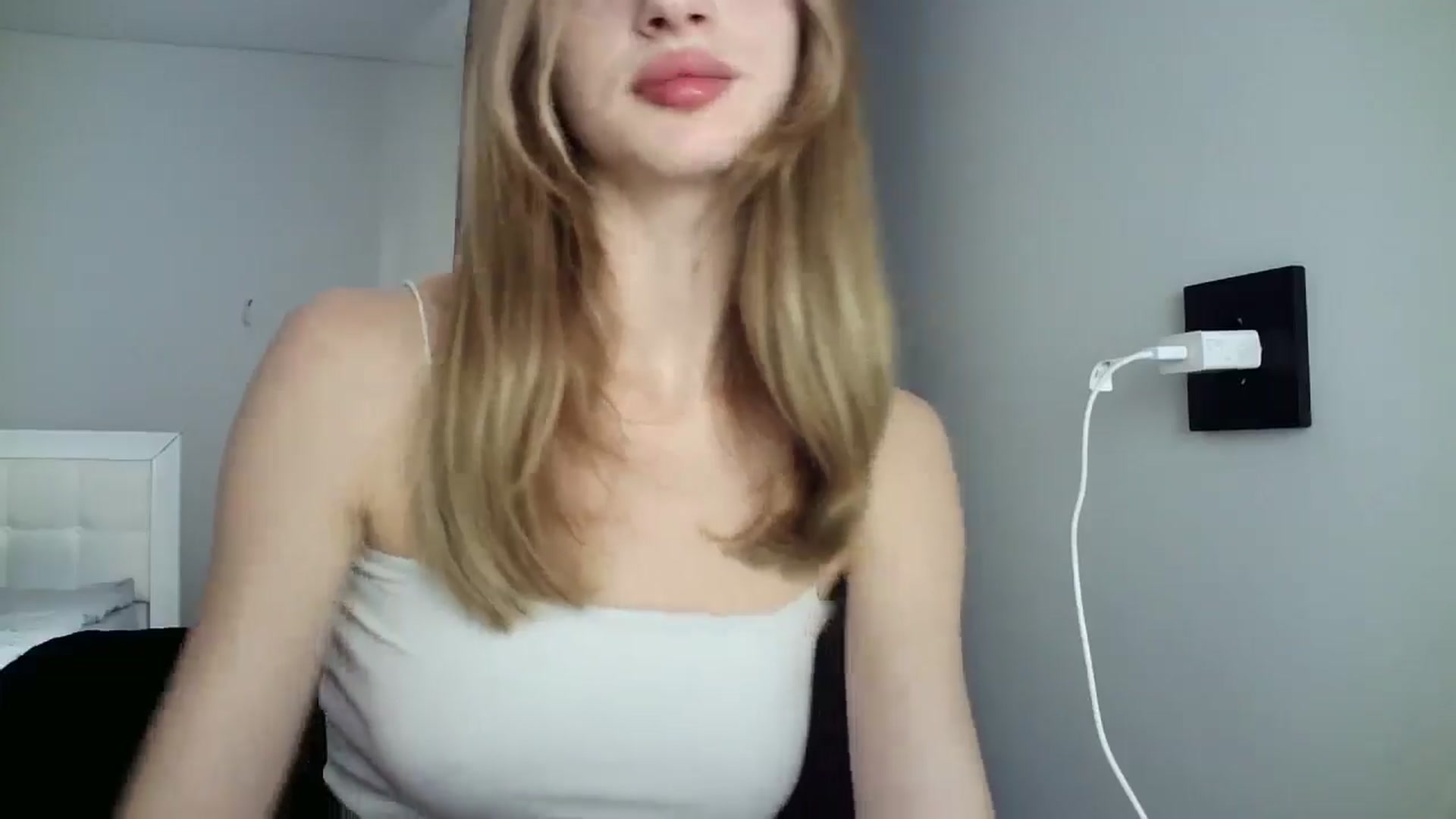 Gallery image thumbnail from MaryyCo's myfreecams stream on, 12/31/2024, 09:26 image 18 of 20