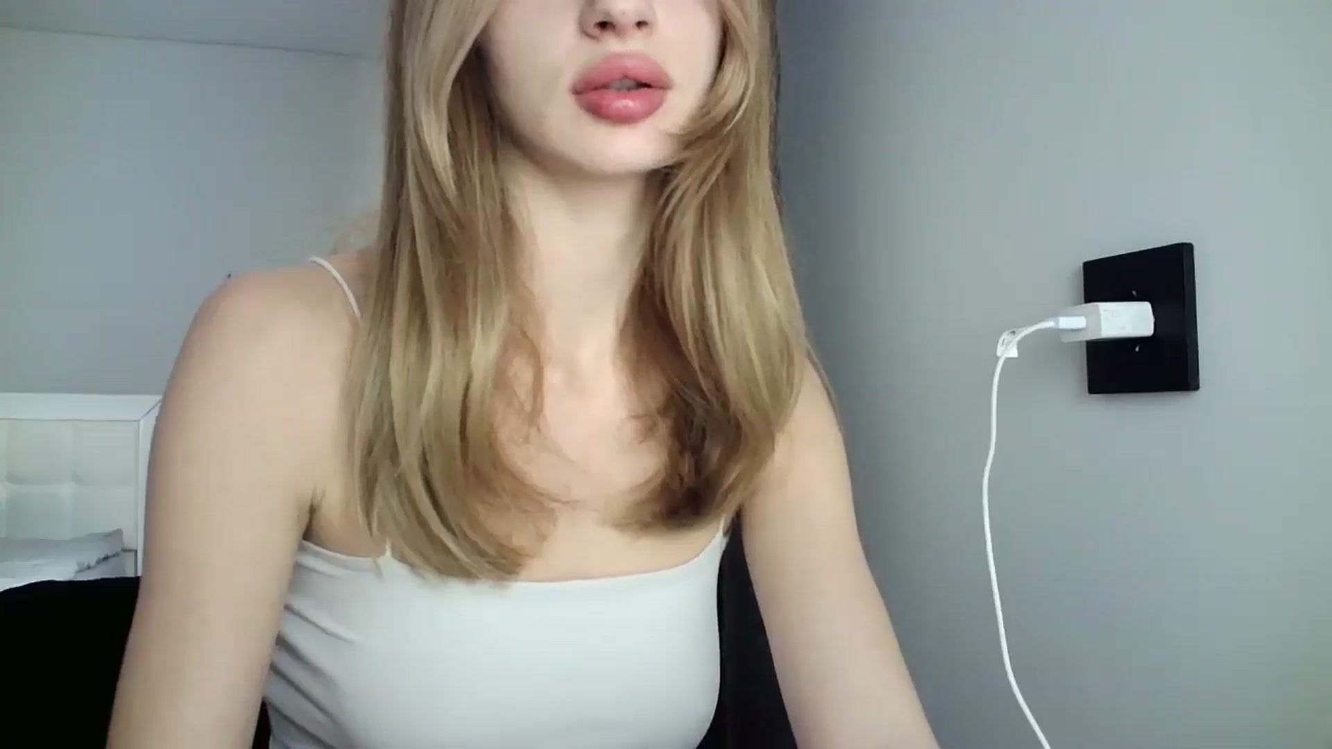 Gallery image thumbnail from MaryyCo's myfreecams stream on, 12/31/2024, 09:26 image 16 of 20