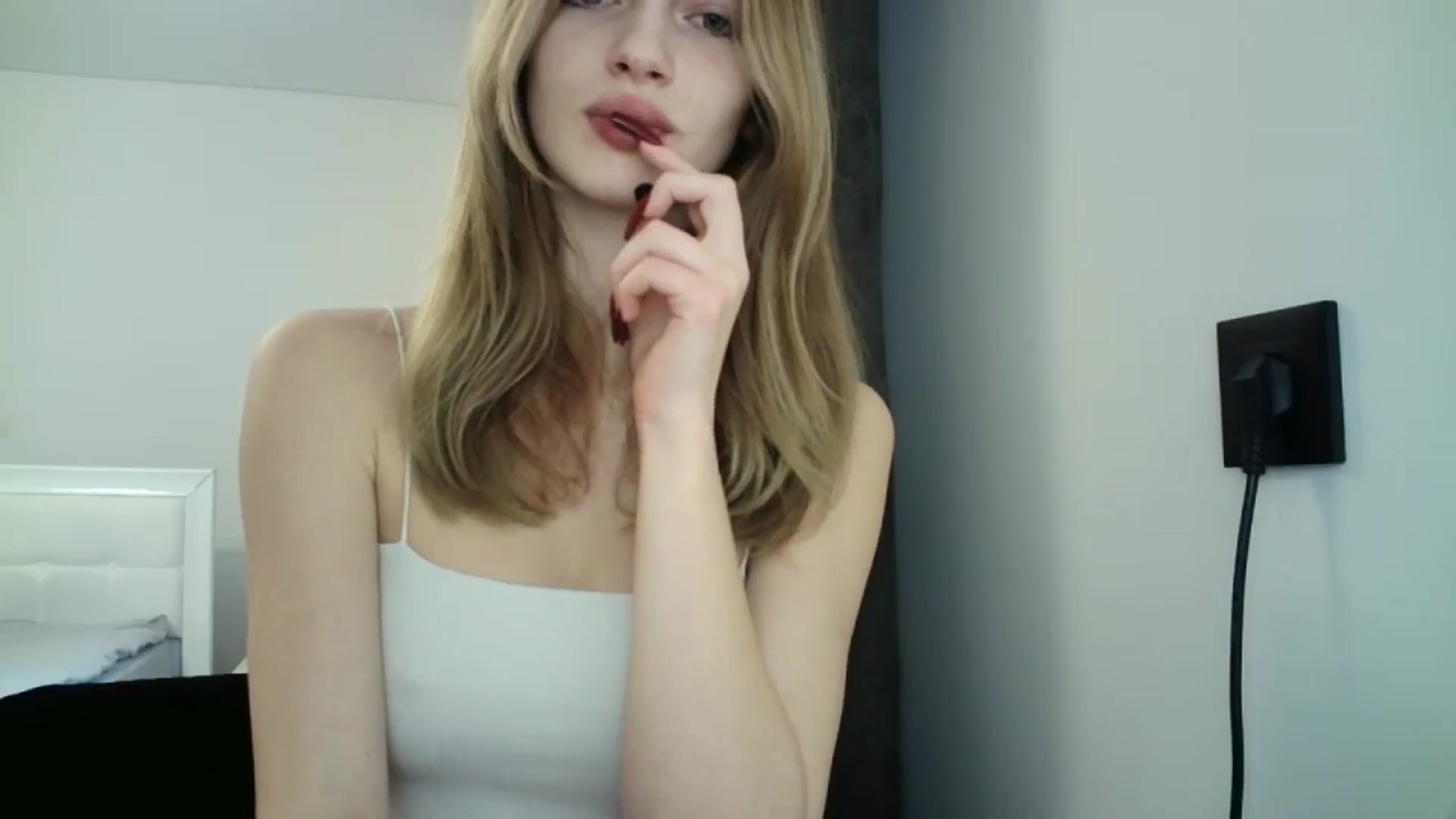 Gallery image thumbnail from MaryyCo's myfreecams stream on, 12/31/2024, 10:25 image 14 of 20