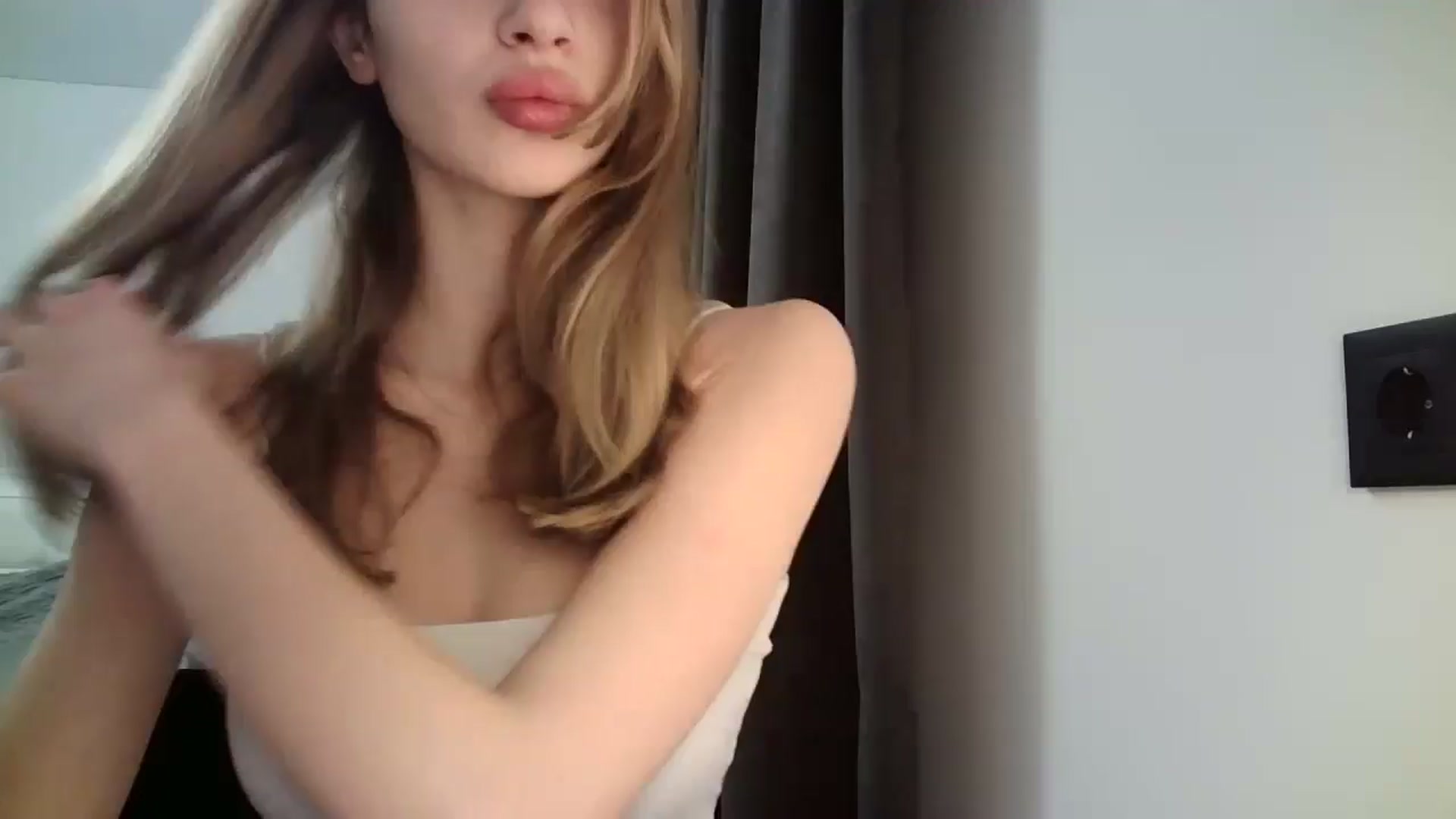 Gallery image thumbnail from MaryyCo's myfreecams stream on, 01/01/2025, 19:02 image 1 of 20