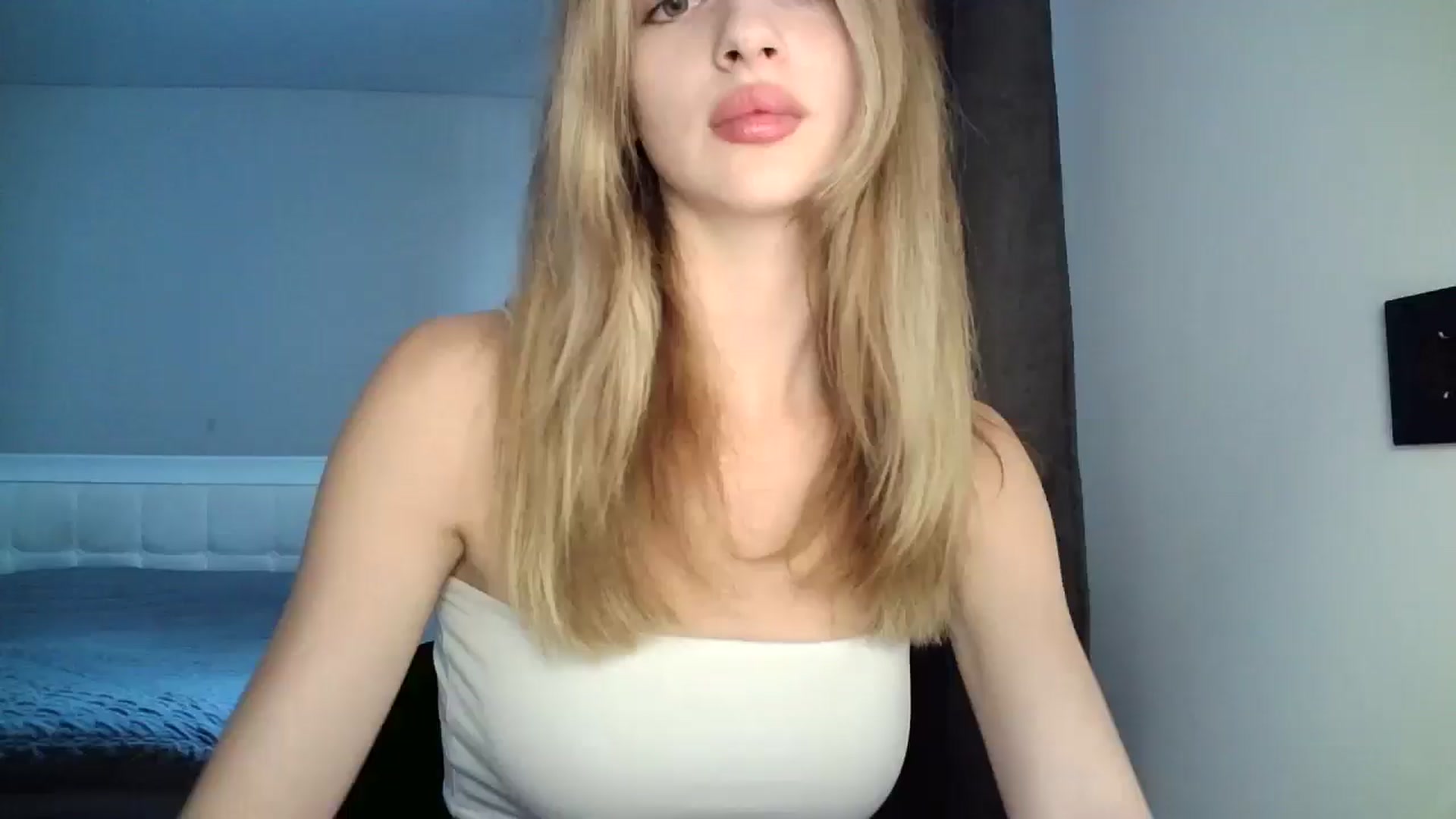 Gallery image thumbnail from MaryyCo's myfreecams stream on, 01/20/2025, 12:49 image 1 of 20