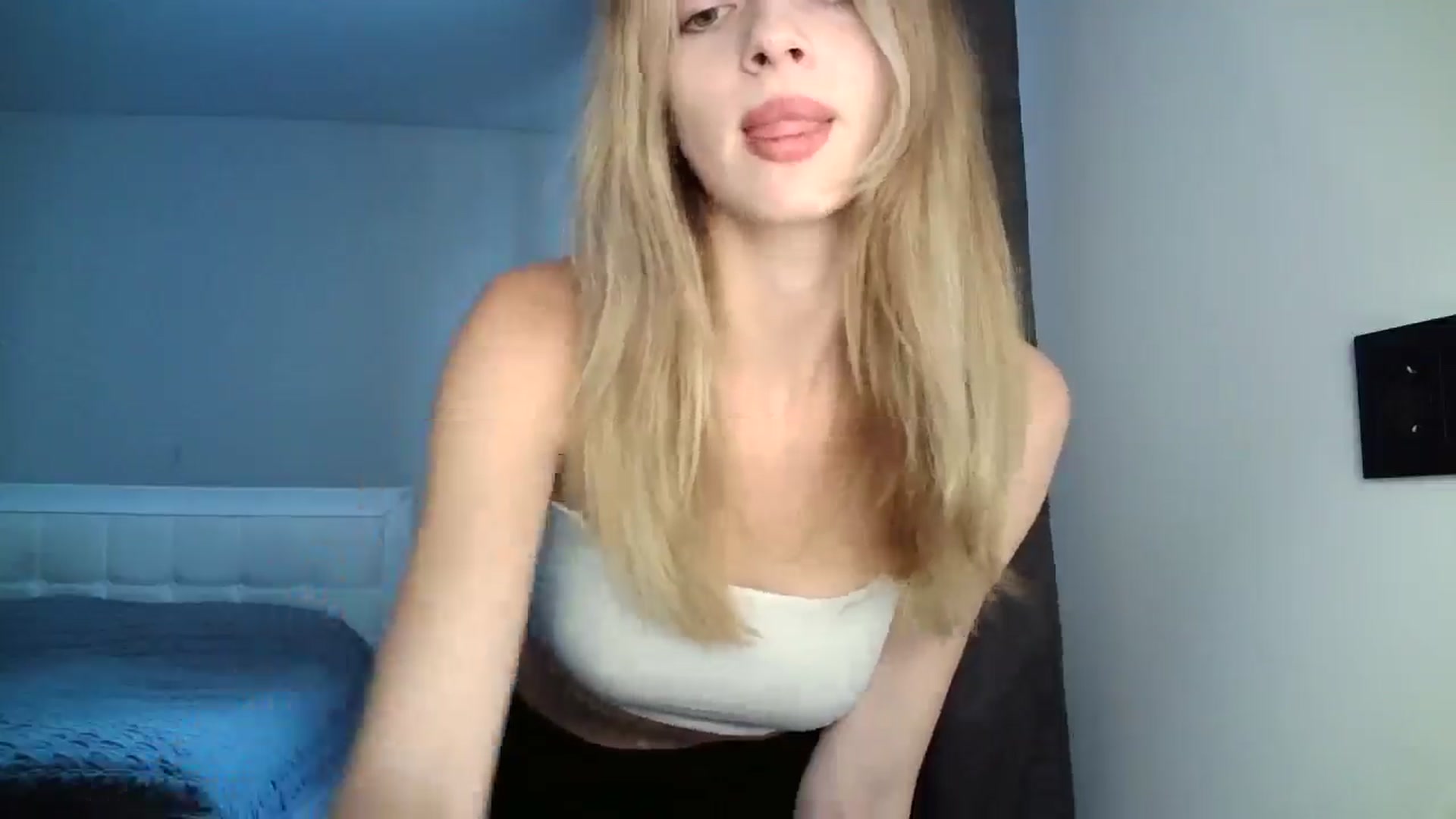 Gallery image thumbnail from MaryyCo's myfreecams stream on, 01/20/2025, 13:31 image 4 of 20